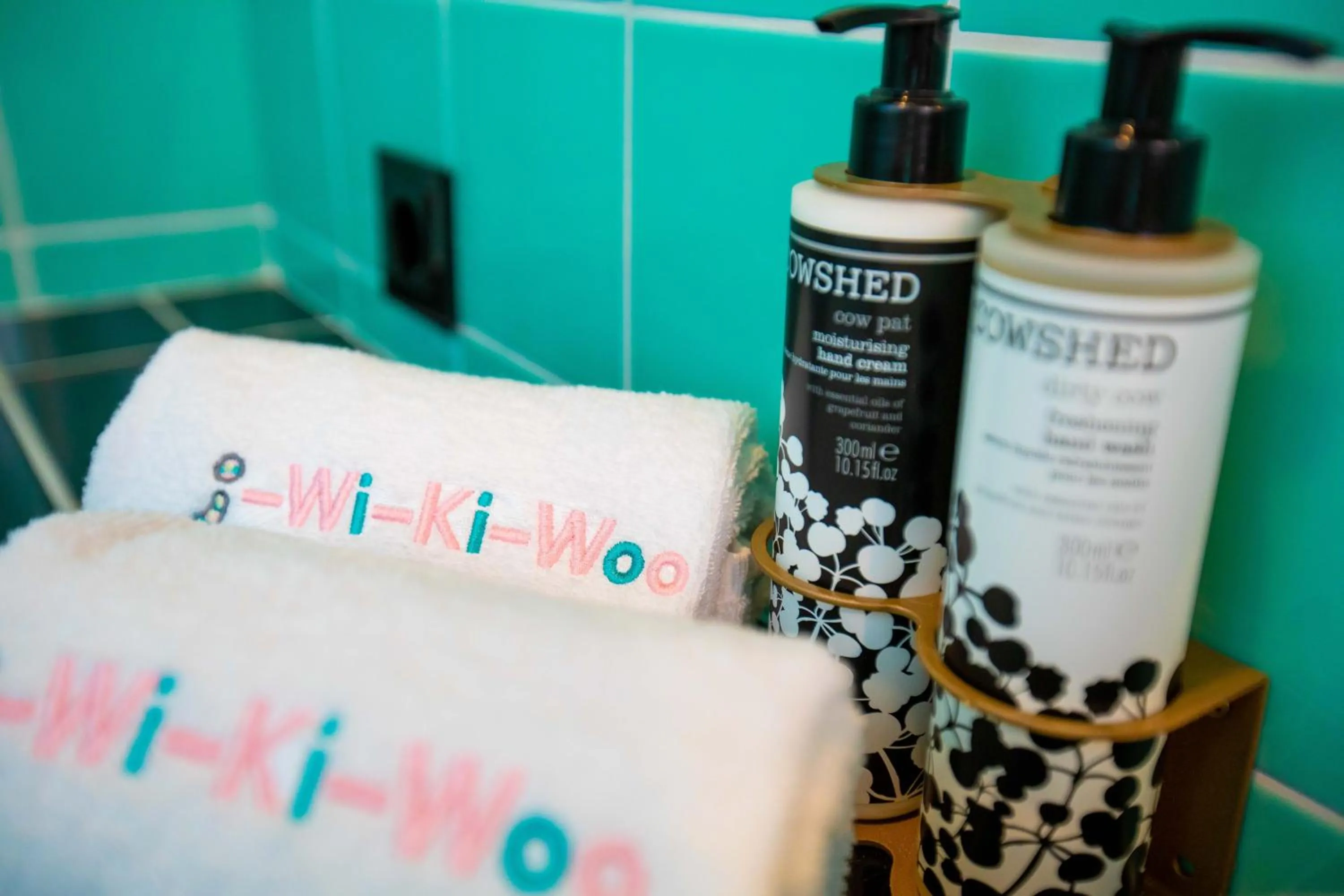 Bathroom in Wi-Ki-Woo Boutique Hotel