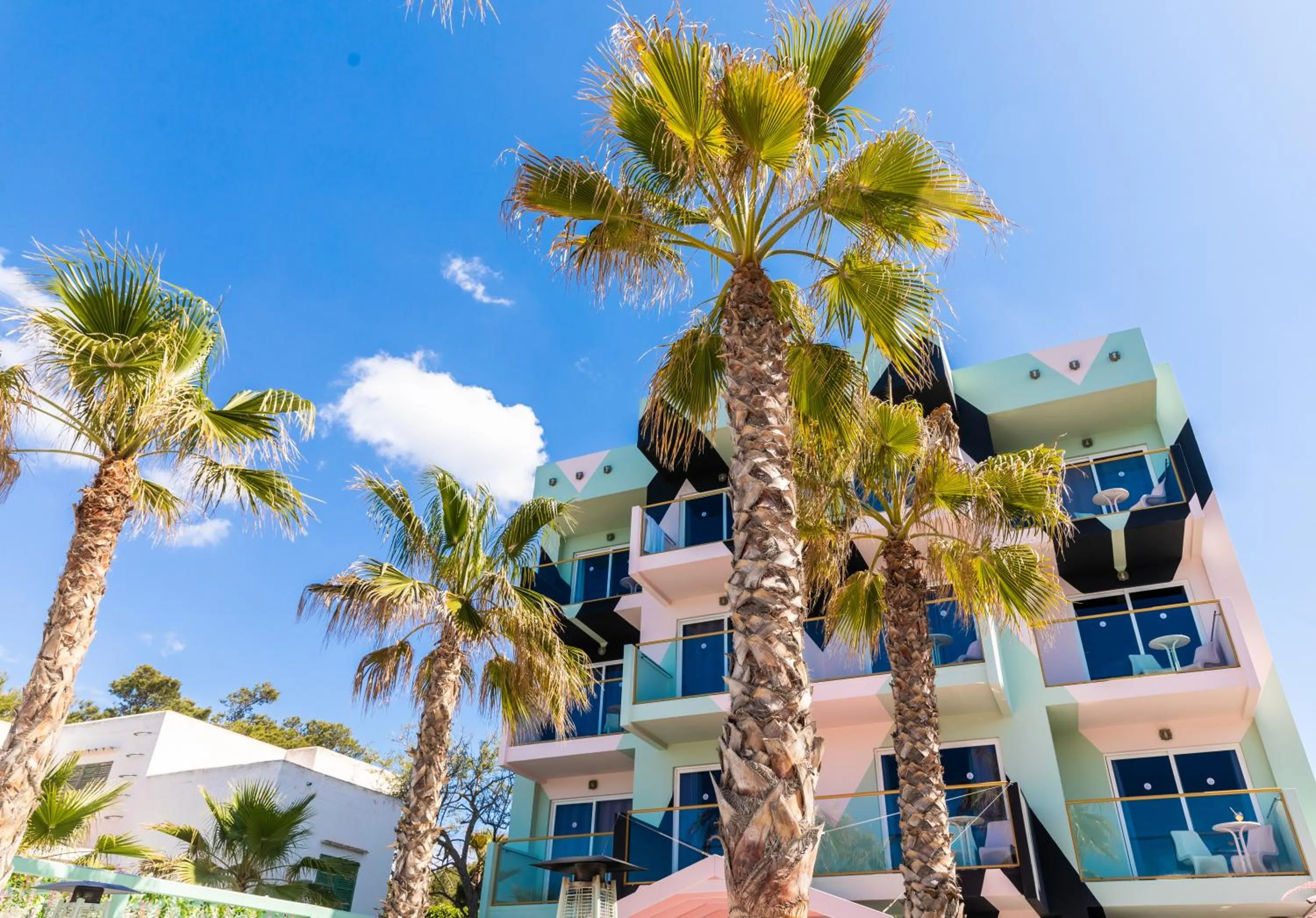 Property building in Wi-Ki-Woo Boutique Hotel