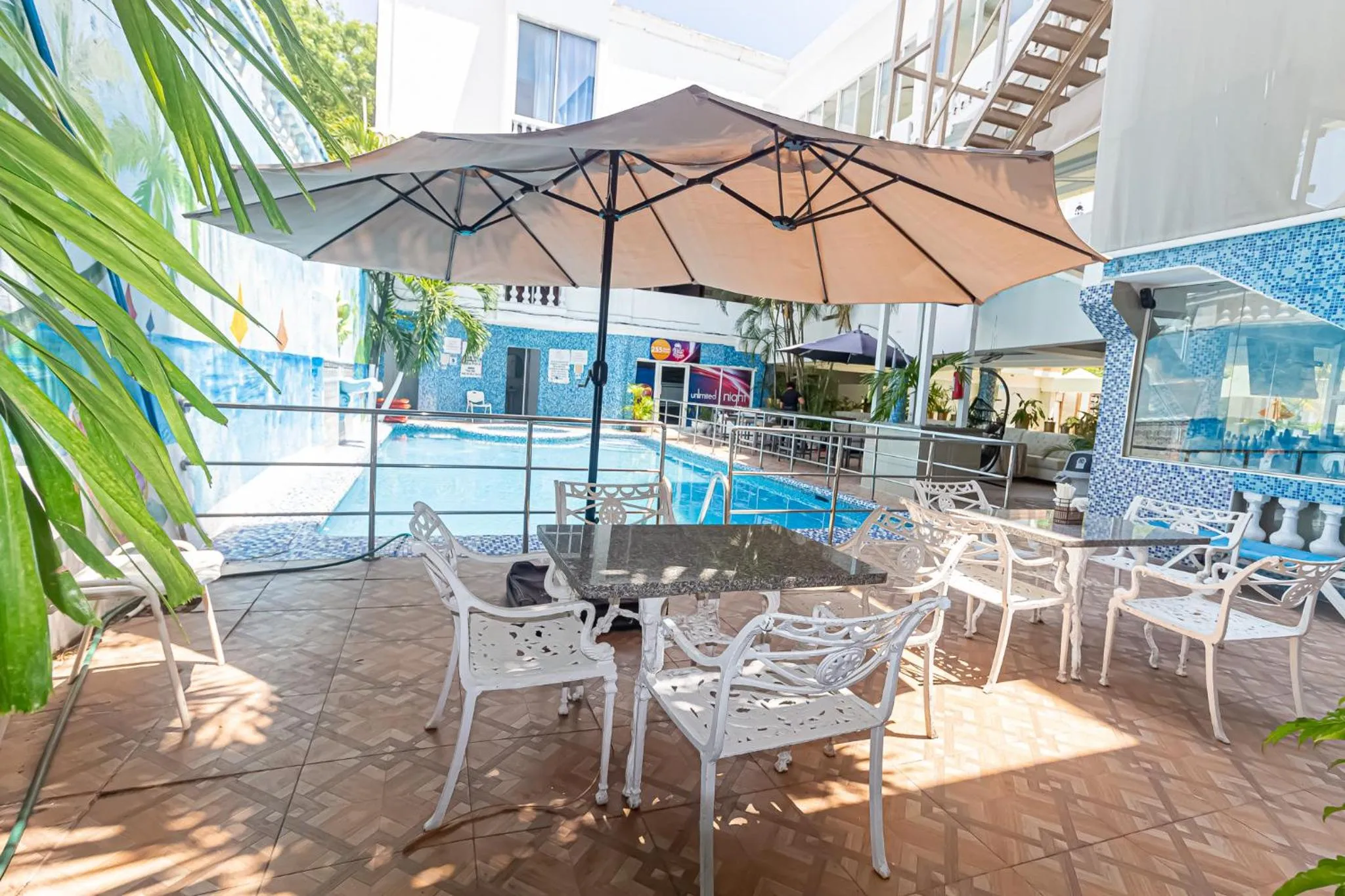 Swimming pool in Hotel La Casona Dorada