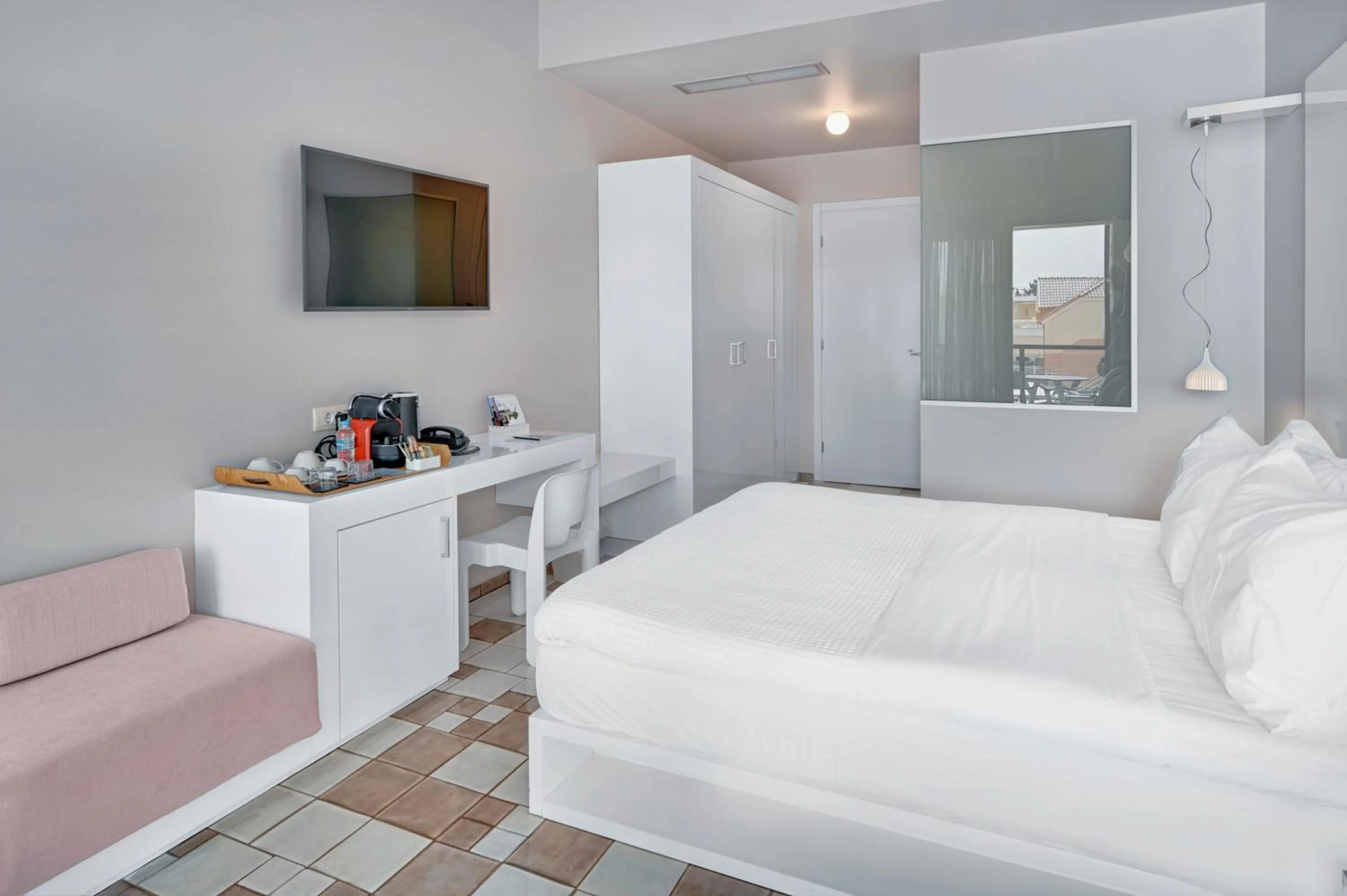 Bed in SESA Boutique Hotel & Restaurant