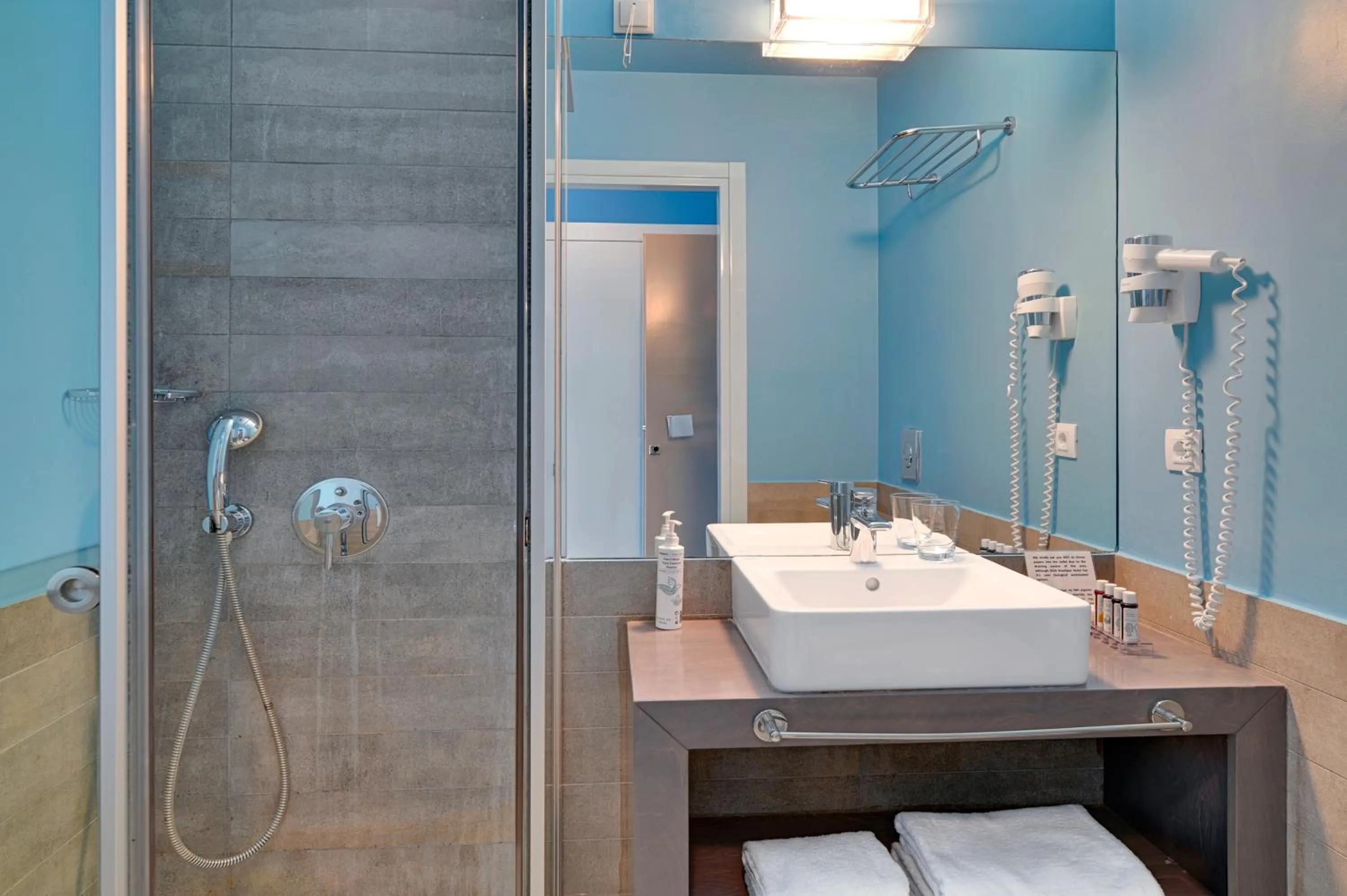 Bathroom in SESA Boutique Hotel & Restaurant