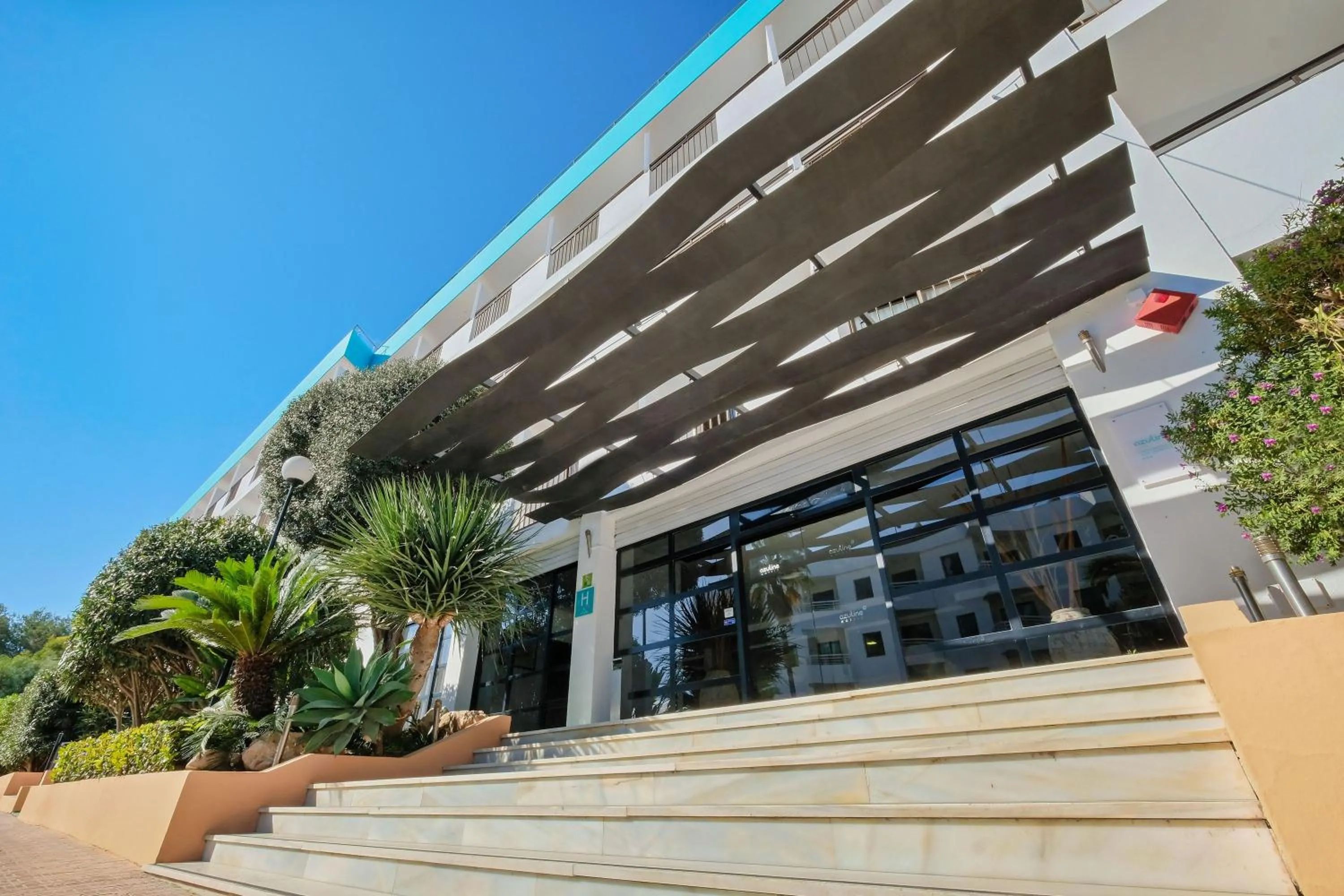 Facade/entrance in azuLine Hoteles Mar Amantis & II
