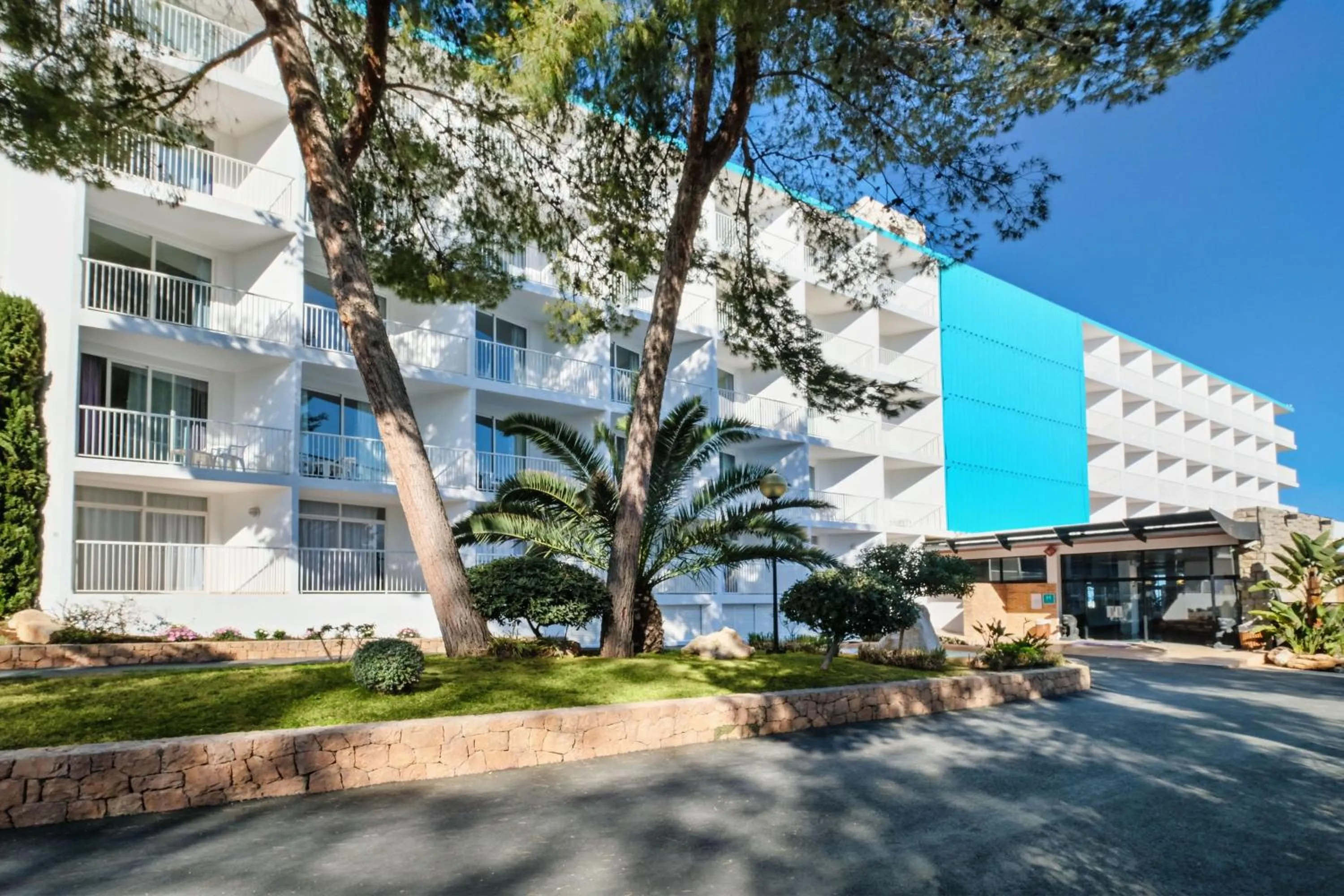 Facade/entrance in azuLine Hoteles Mar Amantis & II