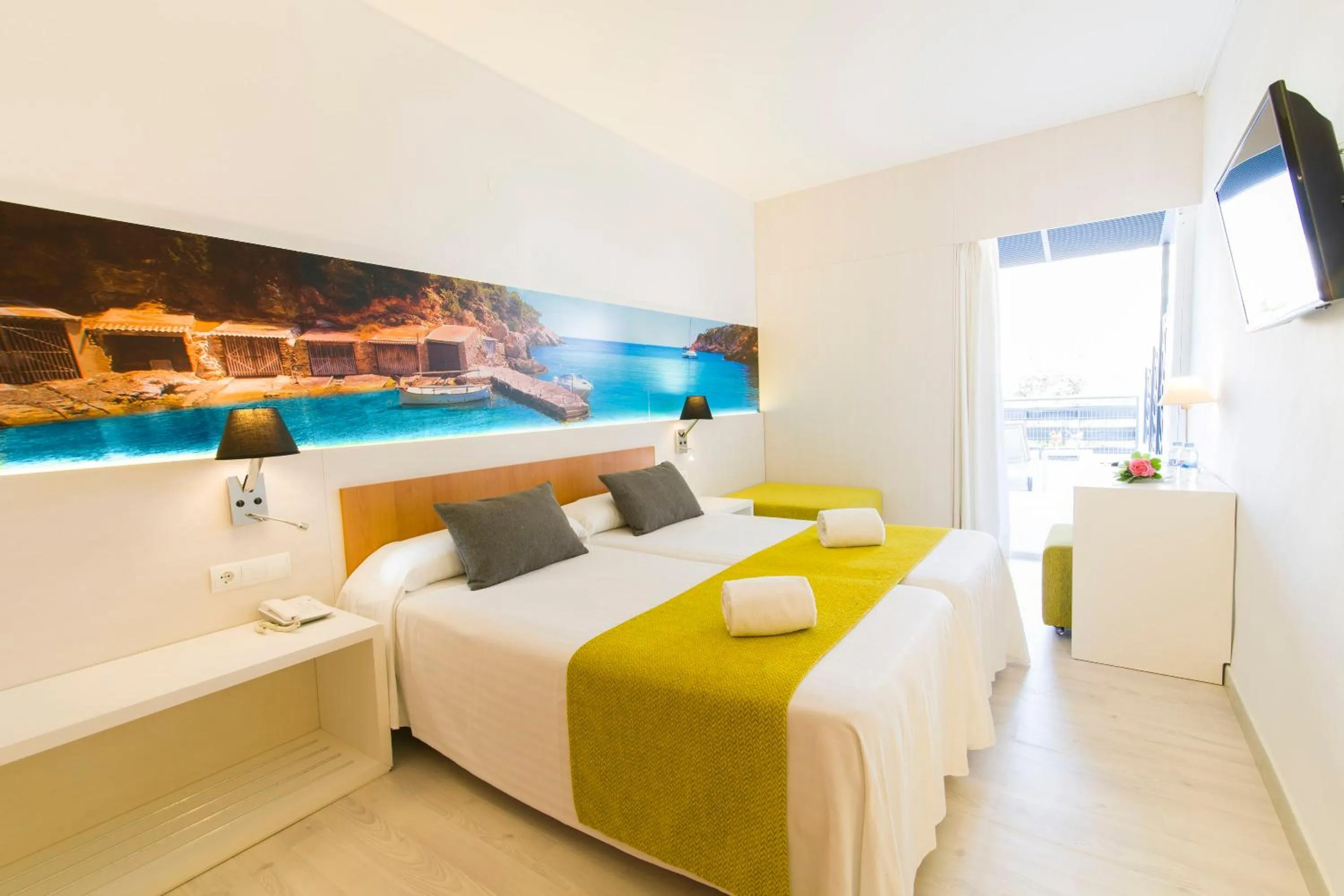 Other, Bed in azuLine Hotel Pacific