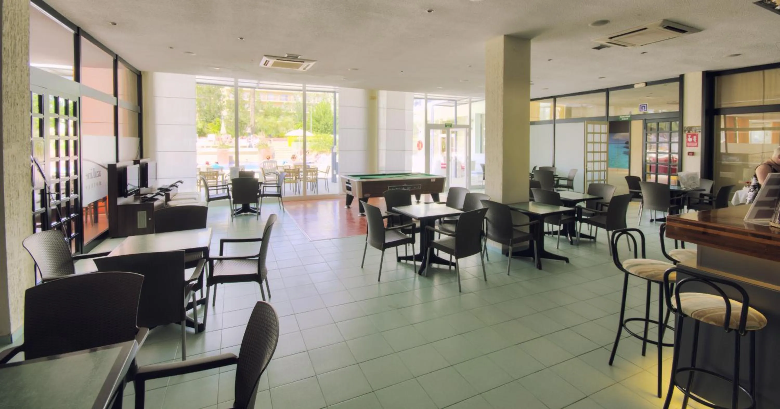 Day in azuLine Hotel Pacific