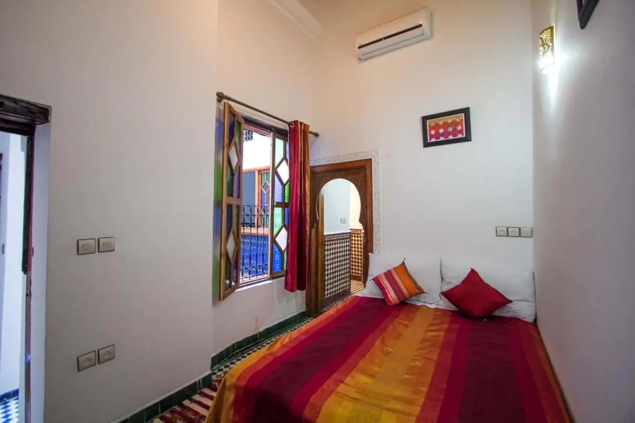 Bed in DAR MILOUDA RCIF