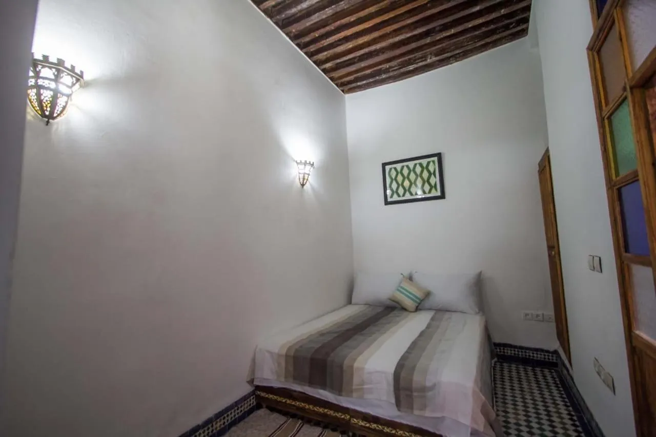 Bed in DAR MILOUDA RCIF