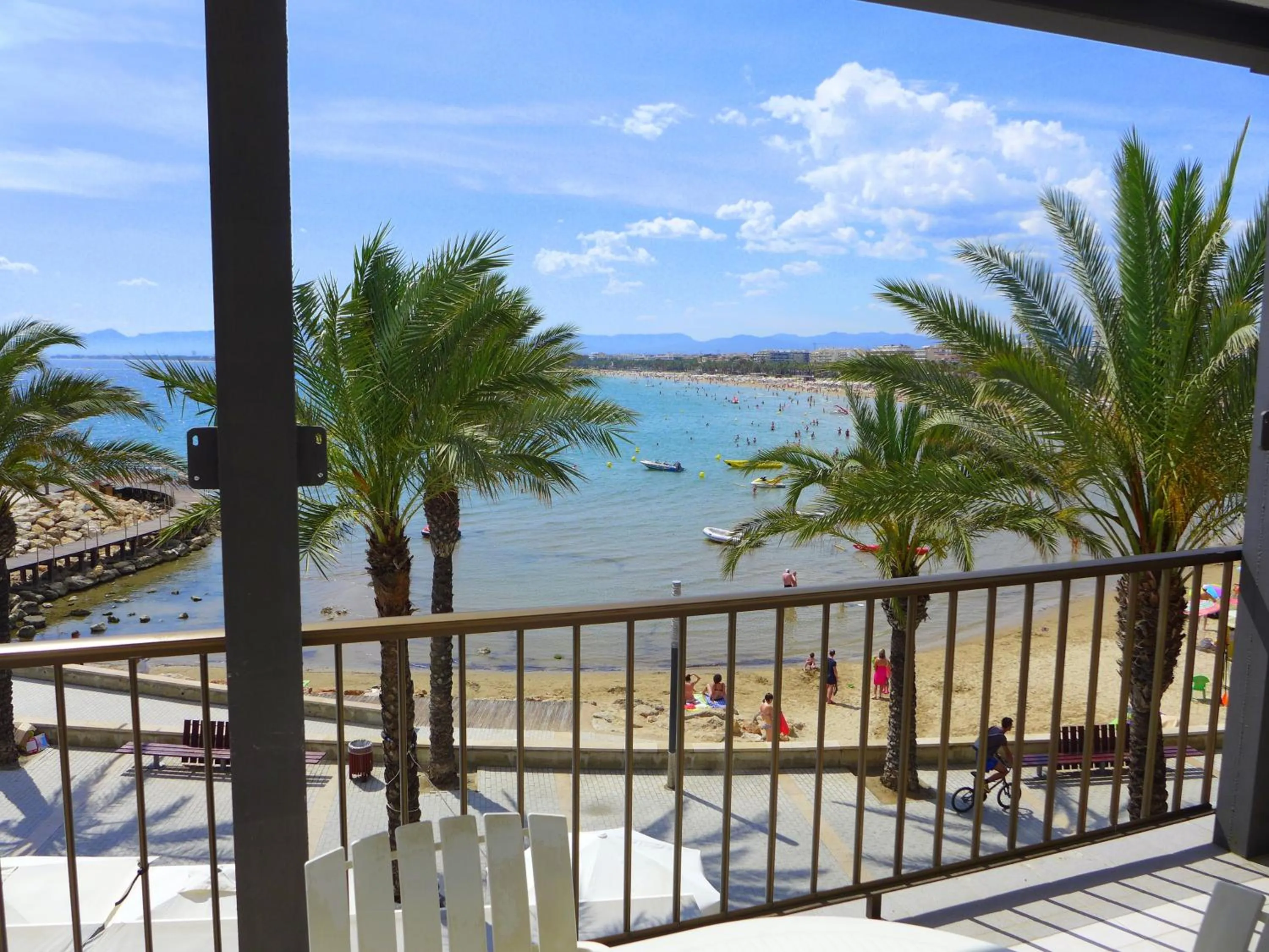 Sea view in Rentalmar Family Acantilados