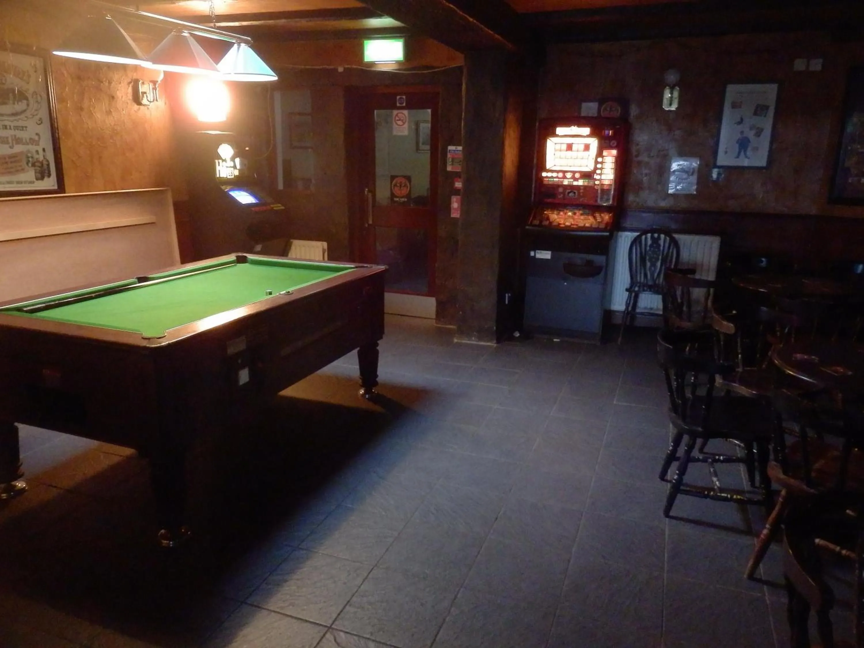 Lounge or bar in Causeway tavern bed & breakfast