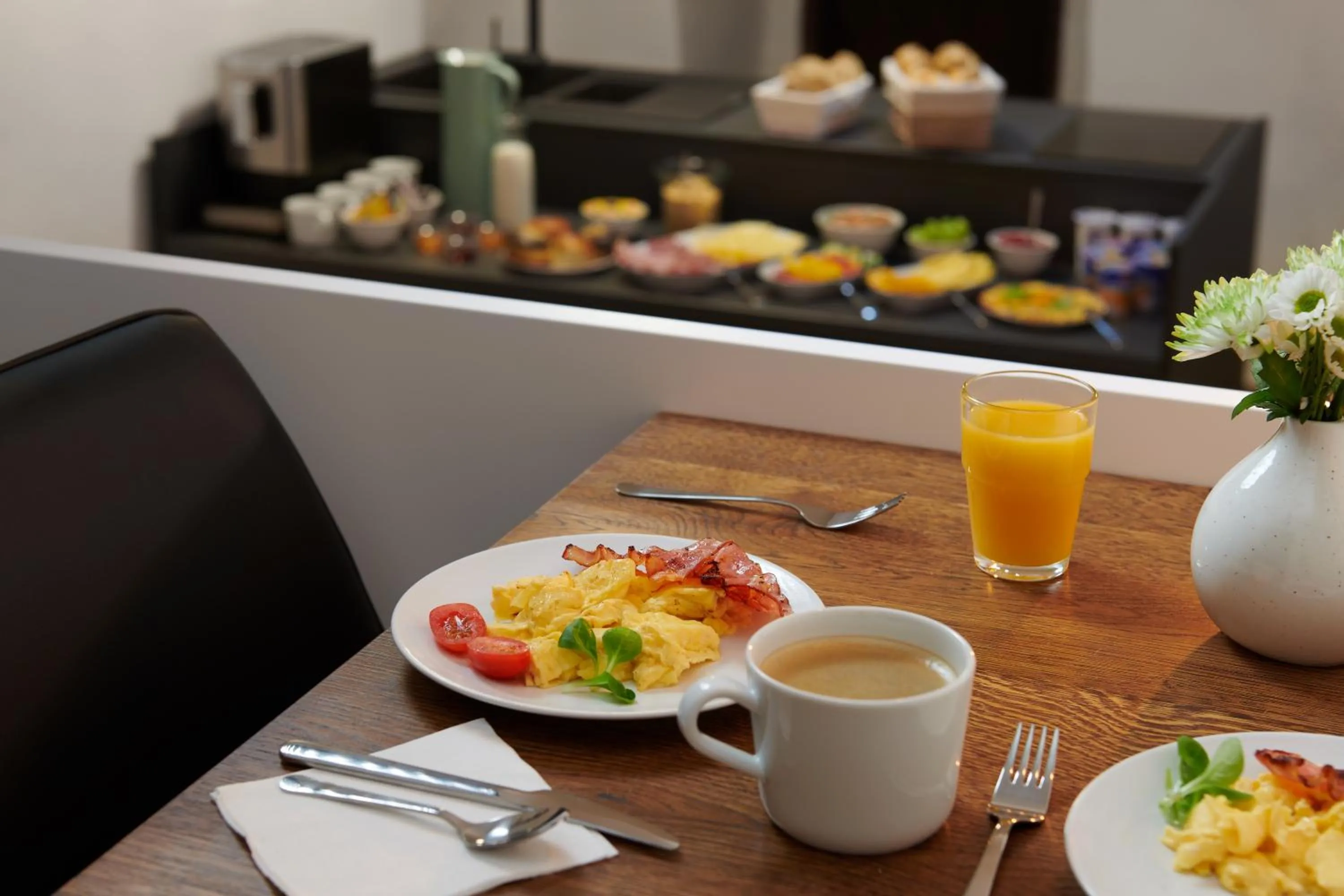 Breakfast in Pension Kristian by KH