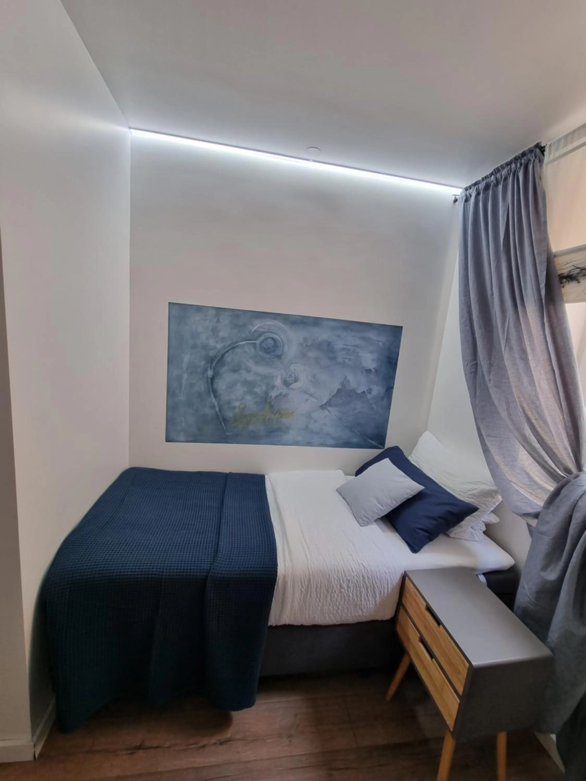 Bed in Hotel Zur Post