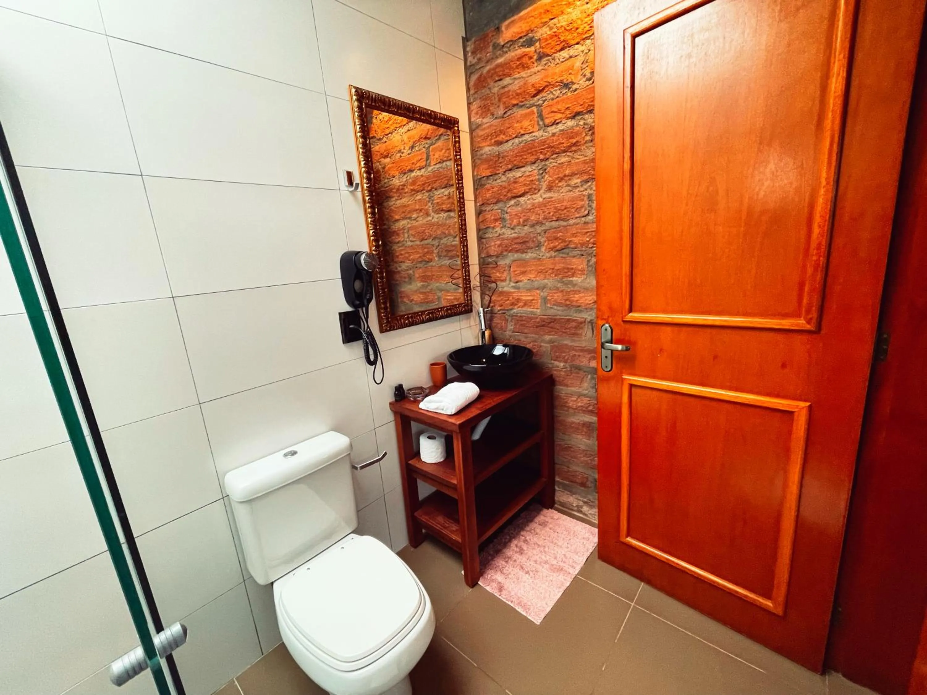 Bathroom in Afeto Pousada