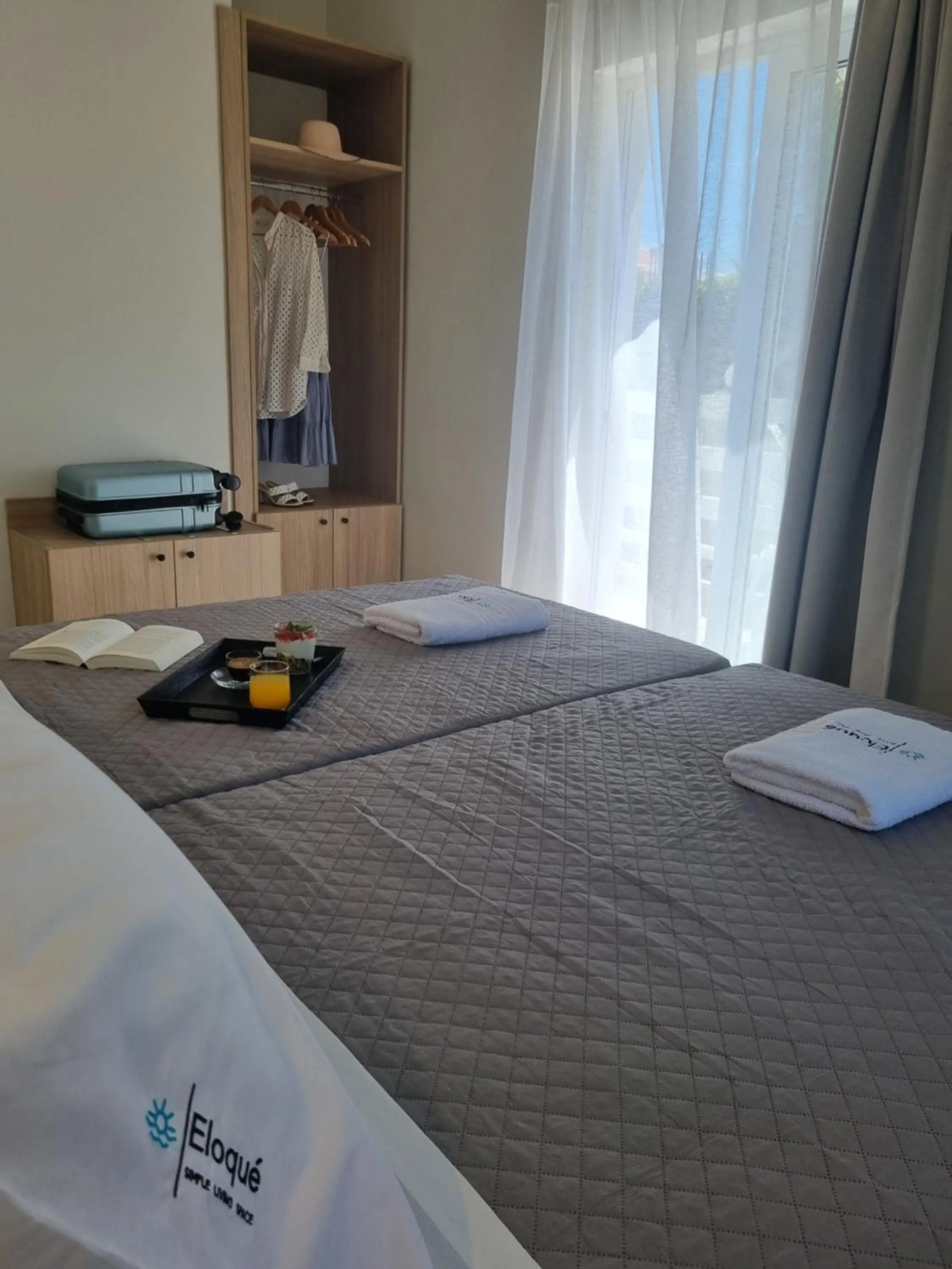 Bed in Eloque Simple living space