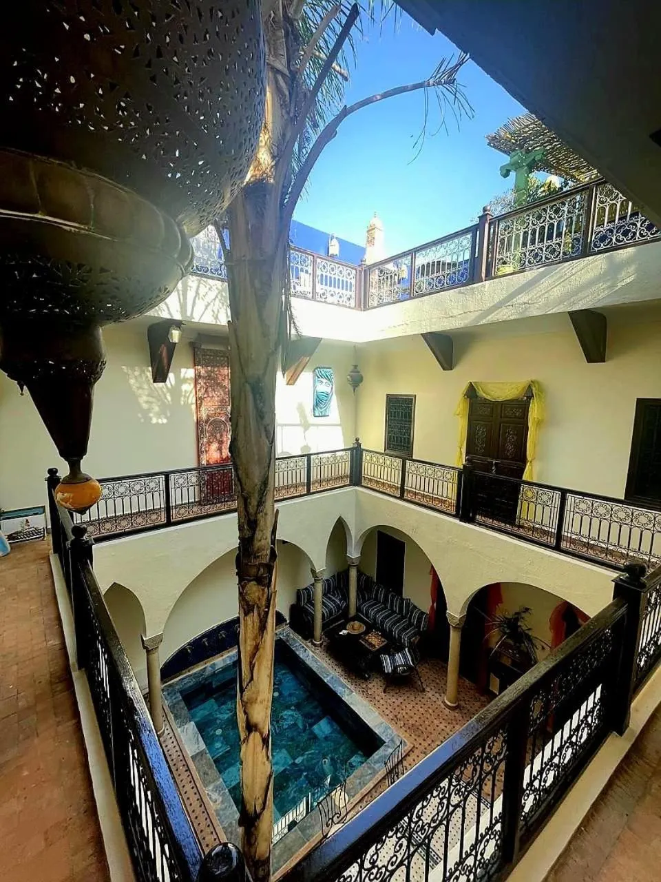 Swimming pool in Riad Rêve d Antan