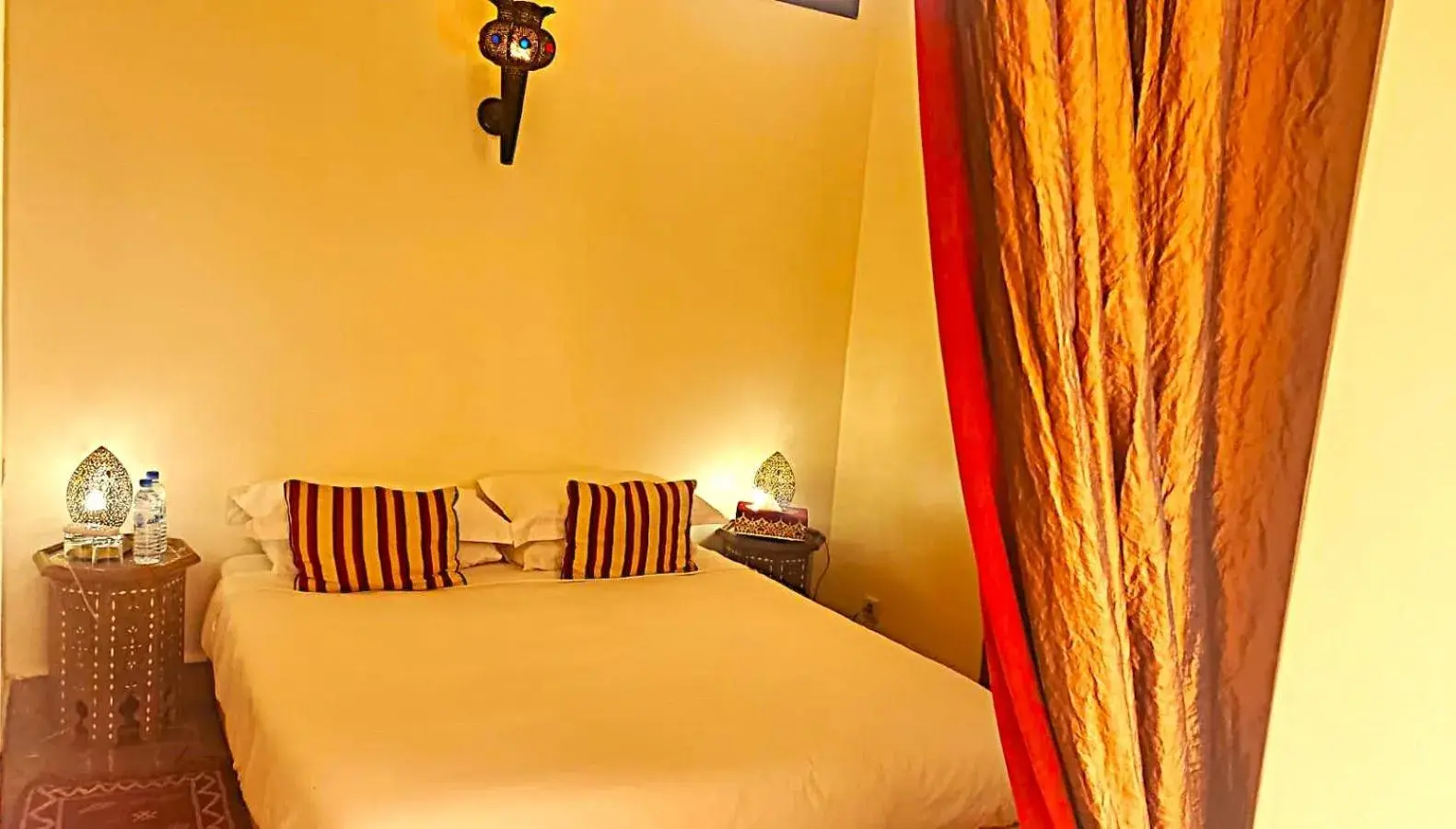 Small Double Room in Riad Rêve d Antan Small Double Room in Riad Rêve d Antan