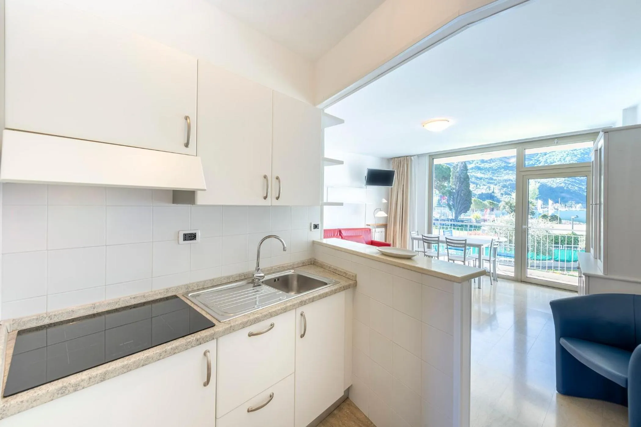 Kitchen or kitchenette in Residence Casa al Sole Apartments