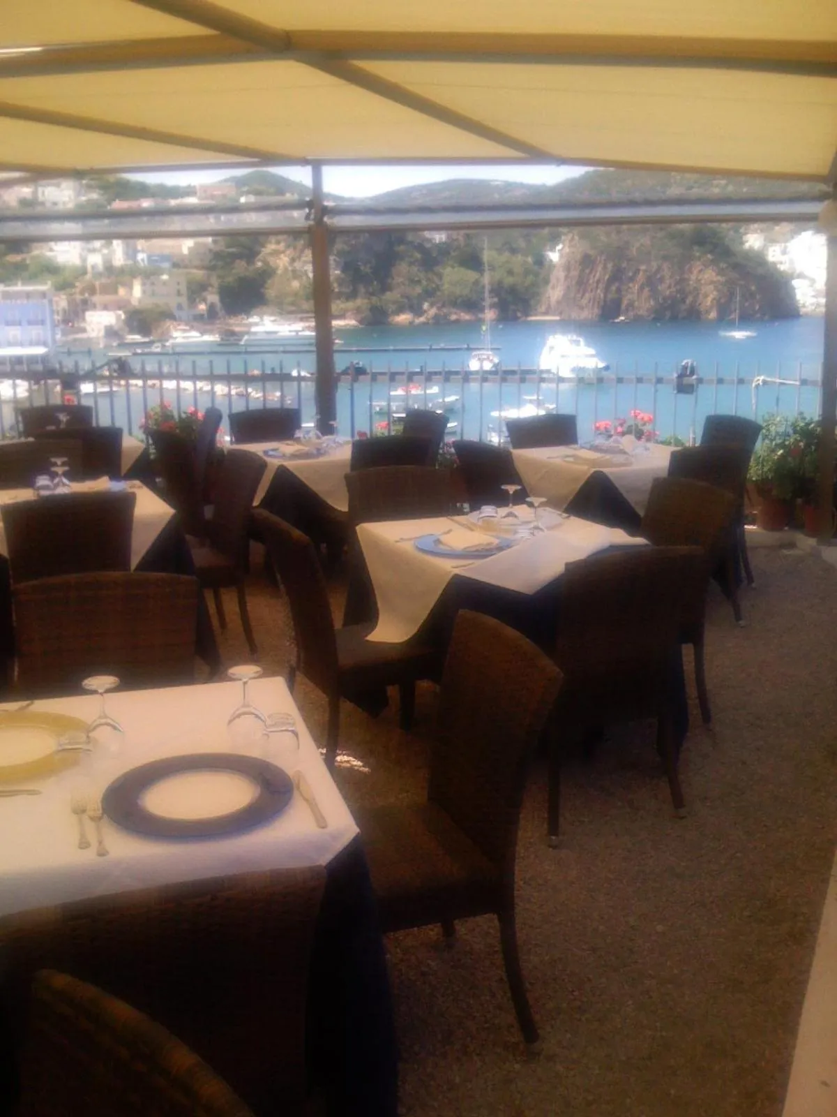 Restaurant/places to eat in Hotel La Baia