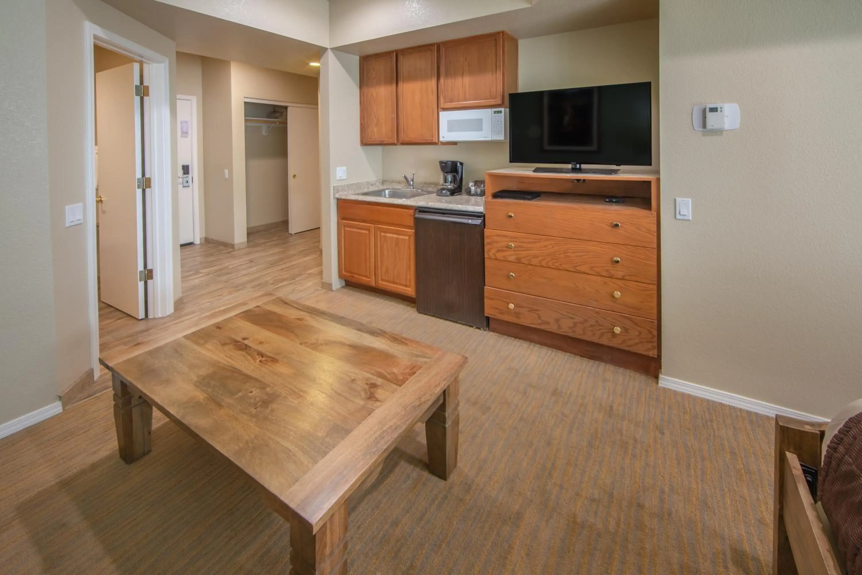 Kitchen or kitchenette in Holiday Inn Club Vacations - David Walley's Resort