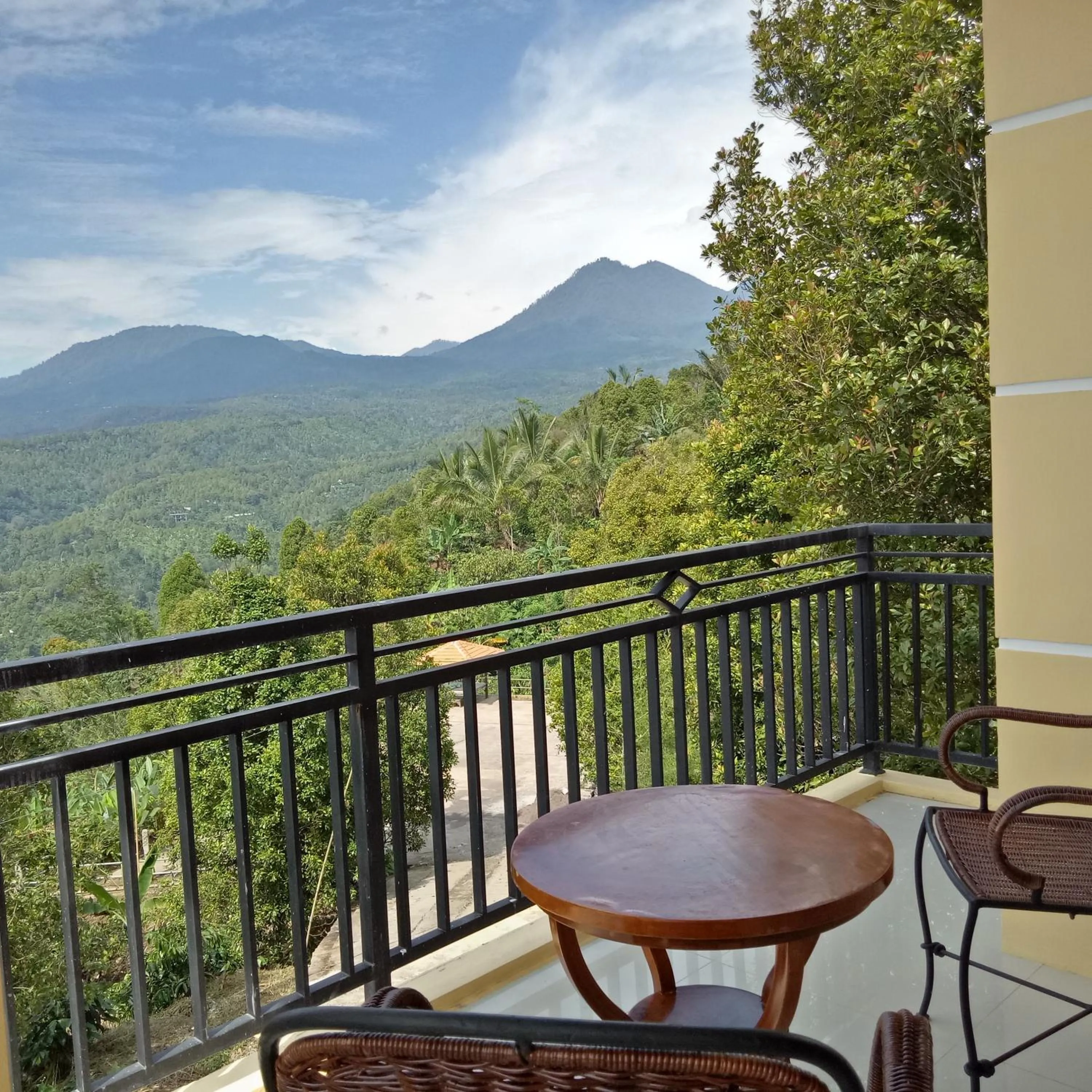 Balcony/Terrace in Atres Sari Resort