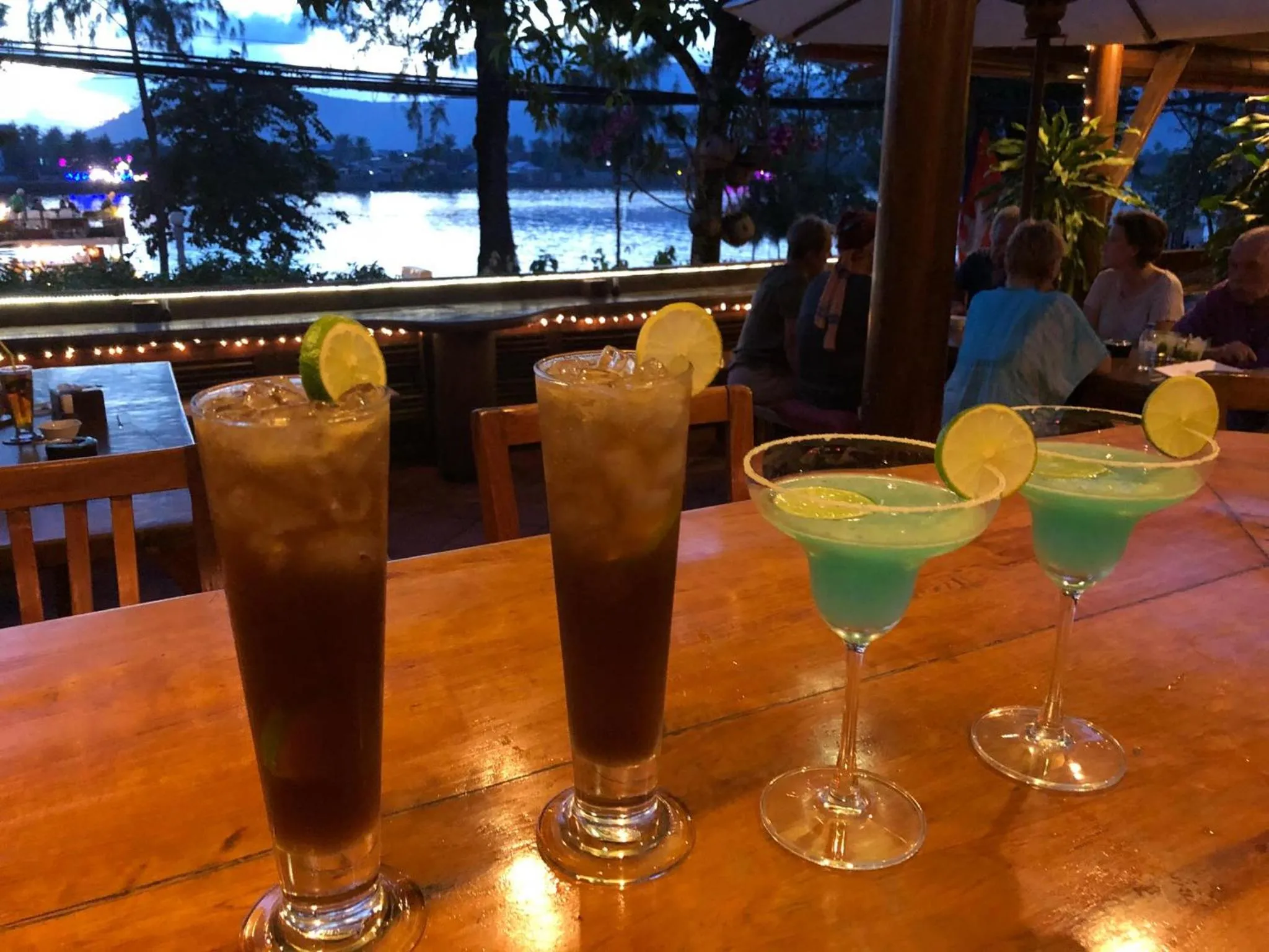 Restaurant/places to eat in Rikitikitavi