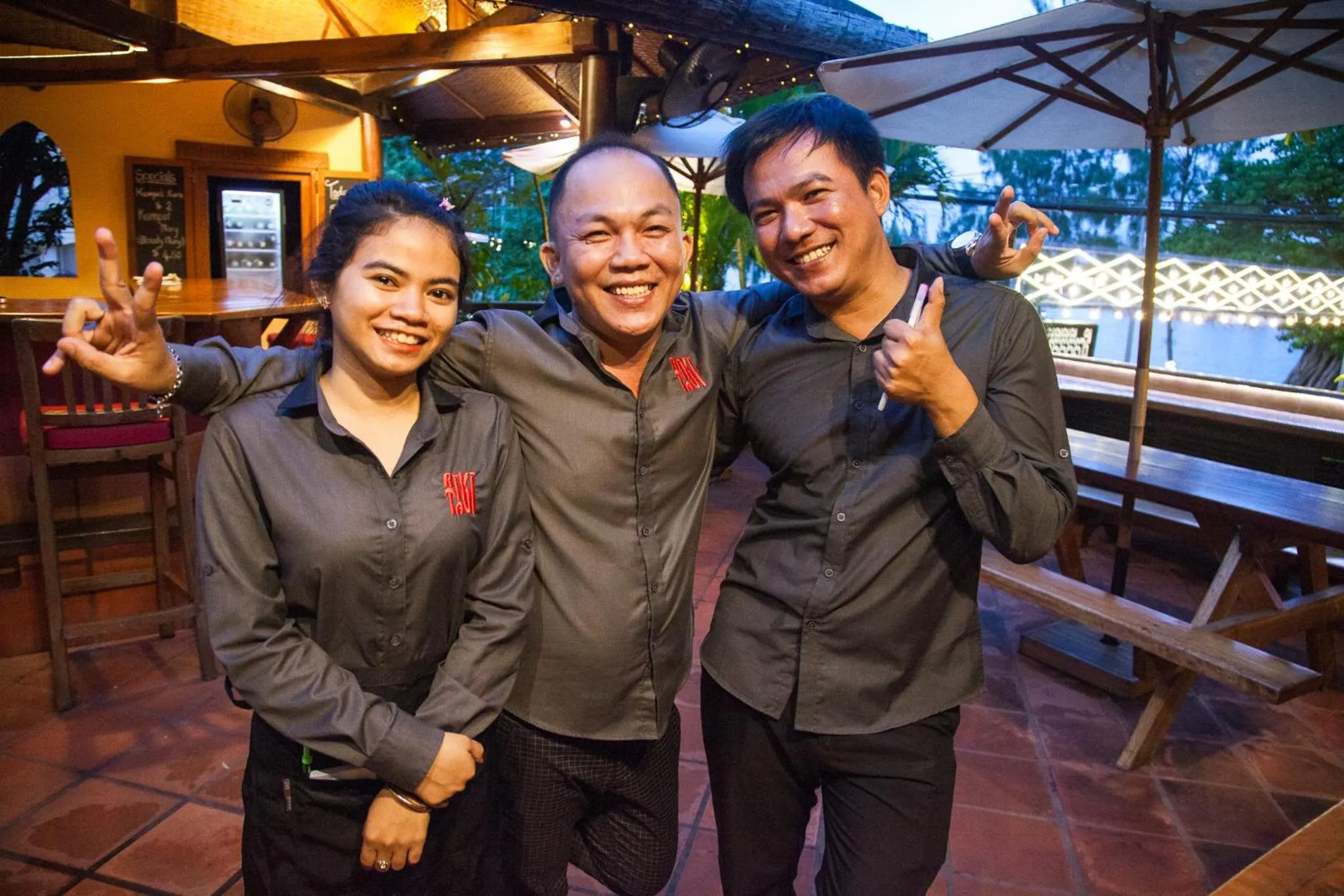 Staff in Rikitikitavi