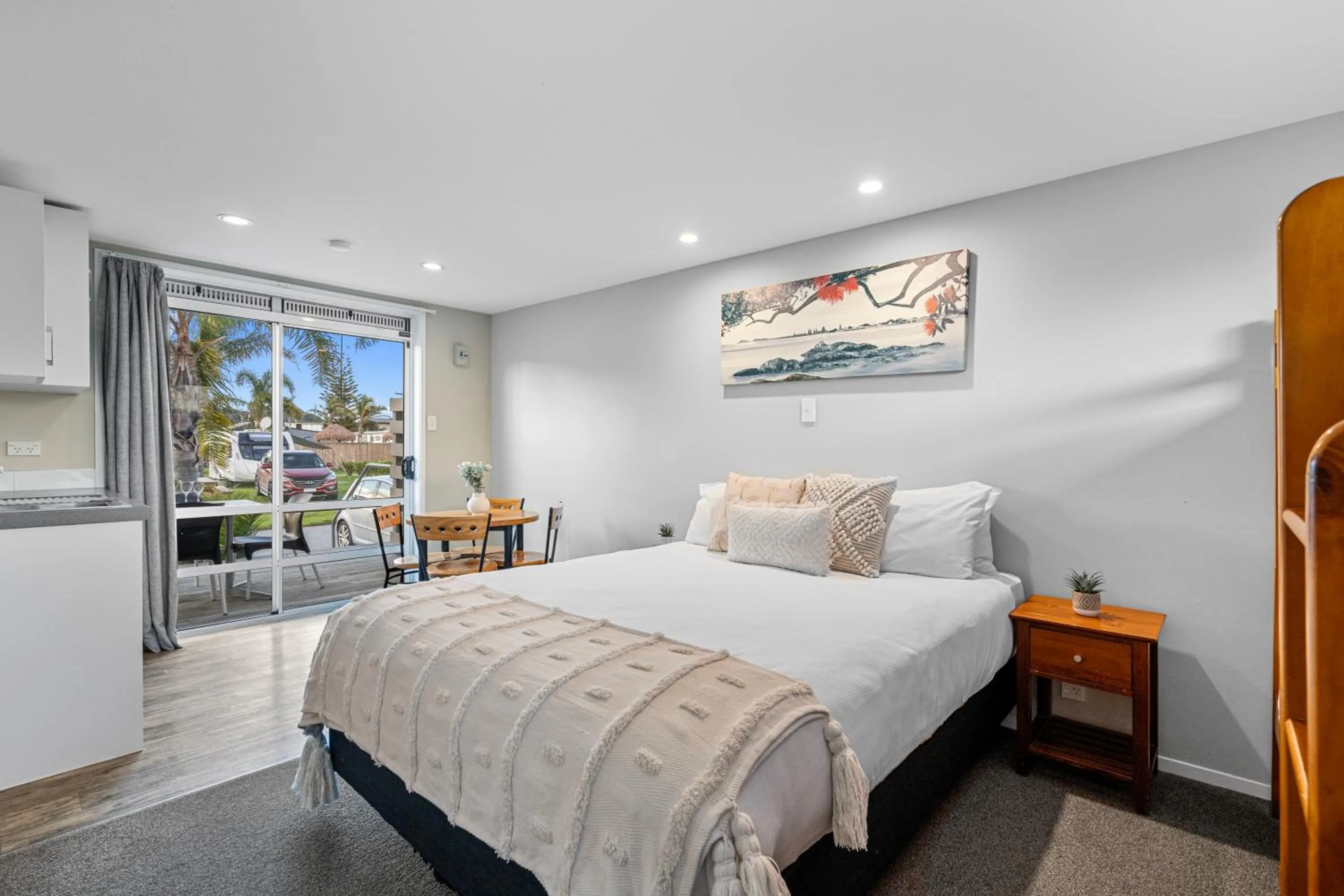 Bed in Tasman Holiday Parks - Beachaven