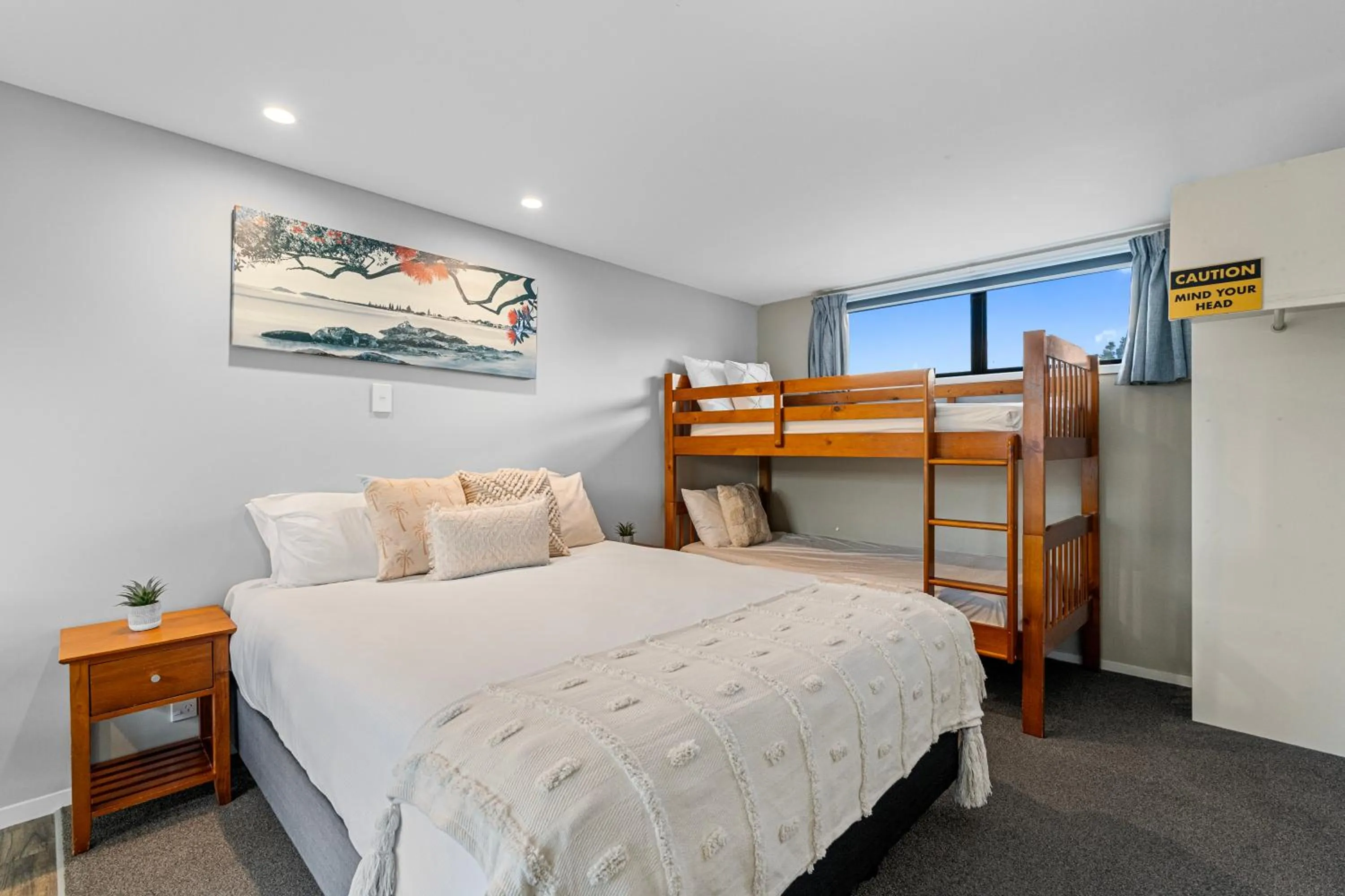 Bed in Tasman Holiday Parks - Beachaven