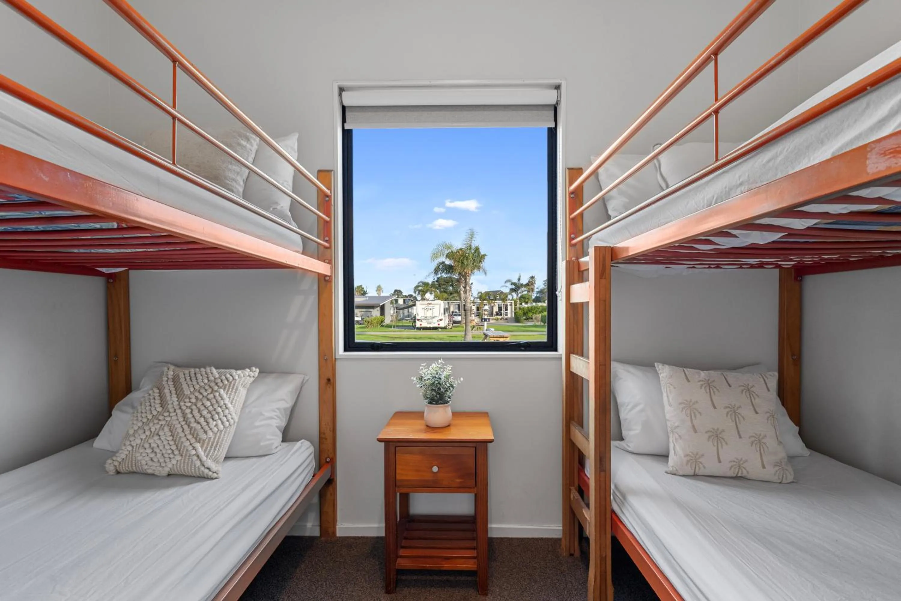 Bedroom, Bed in Tasman Holiday Parks - Beachaven