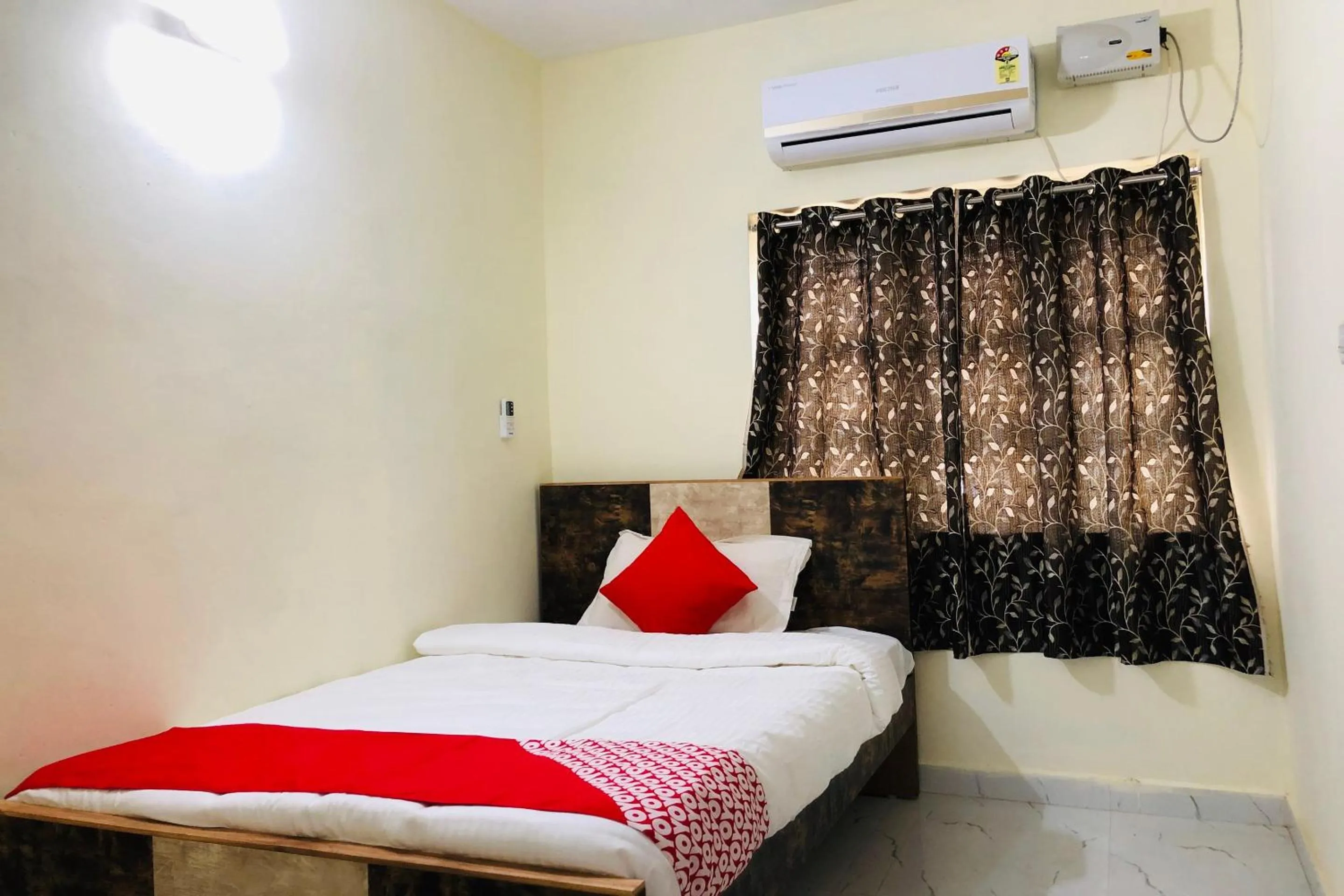 Bedroom in Collection O V K Lodge