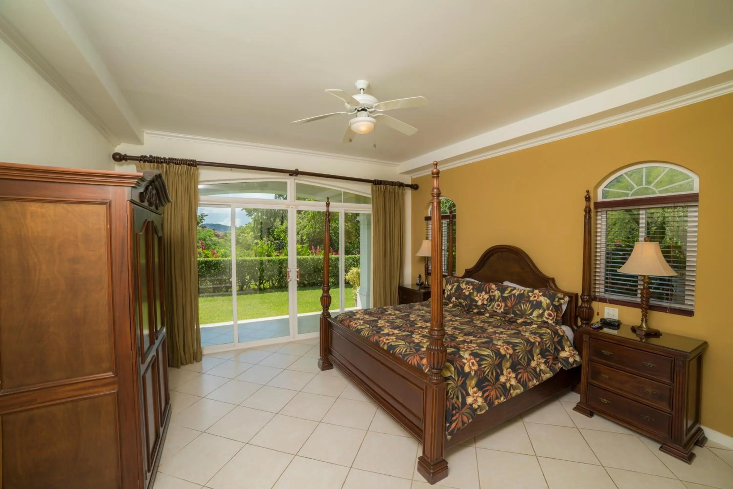 Bedroom in Stay In CR Los Sueños Condos