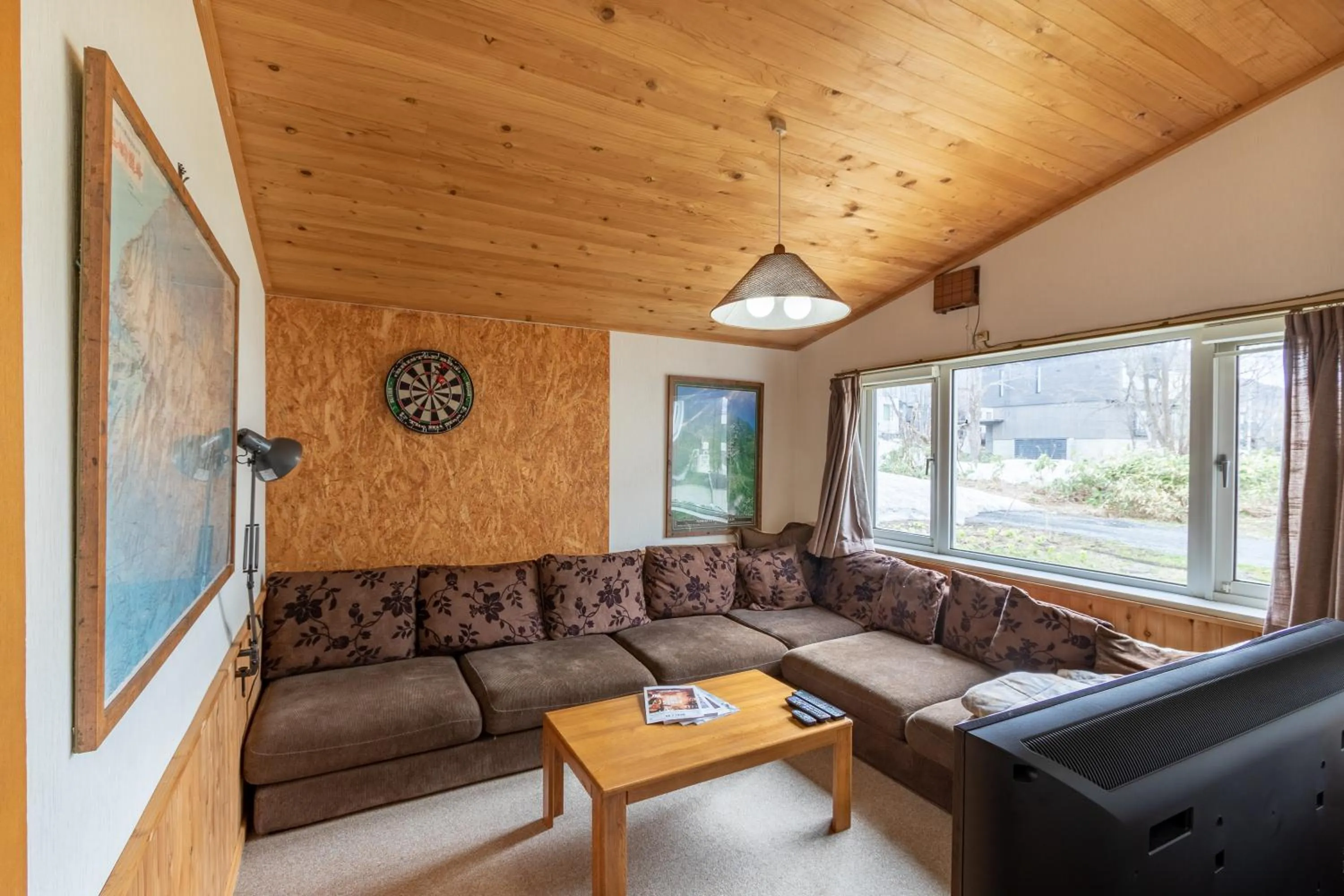 Living room in North Point