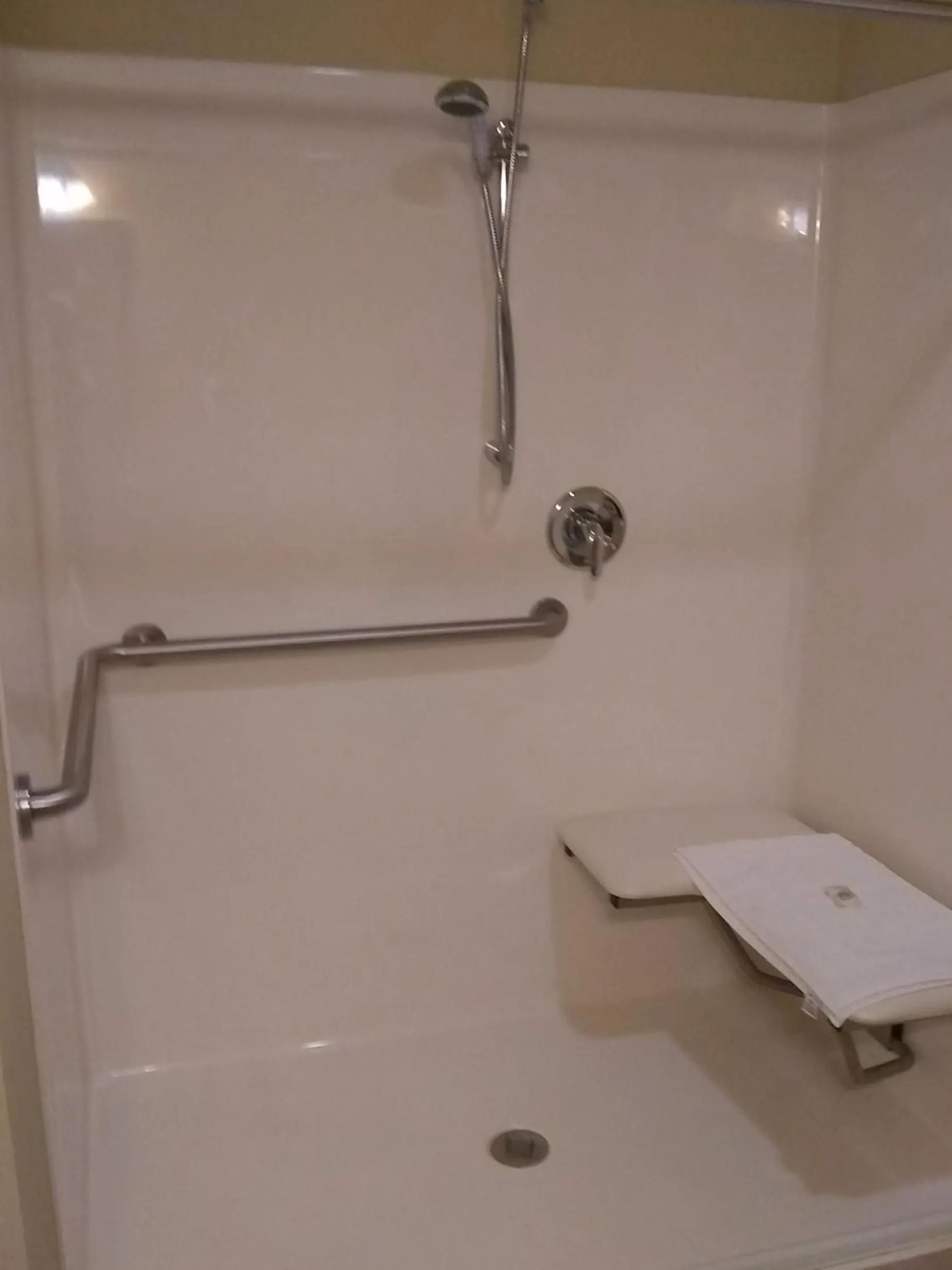 Shower in Comfort Inn & Suites Marquette - Prairie du Chien