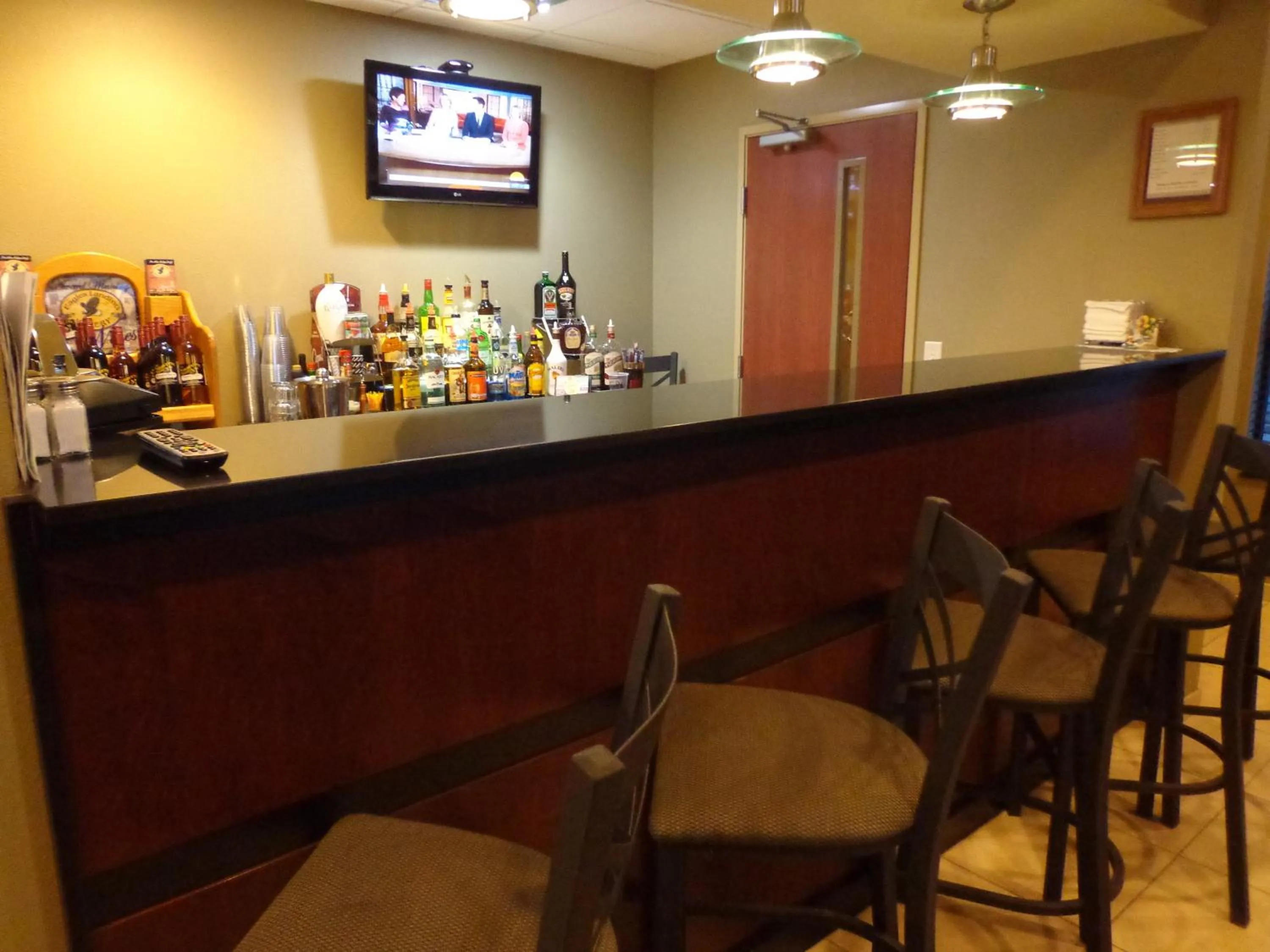 Lounge or bar in Comfort Inn & Suites Marquette - Prairie du Chien