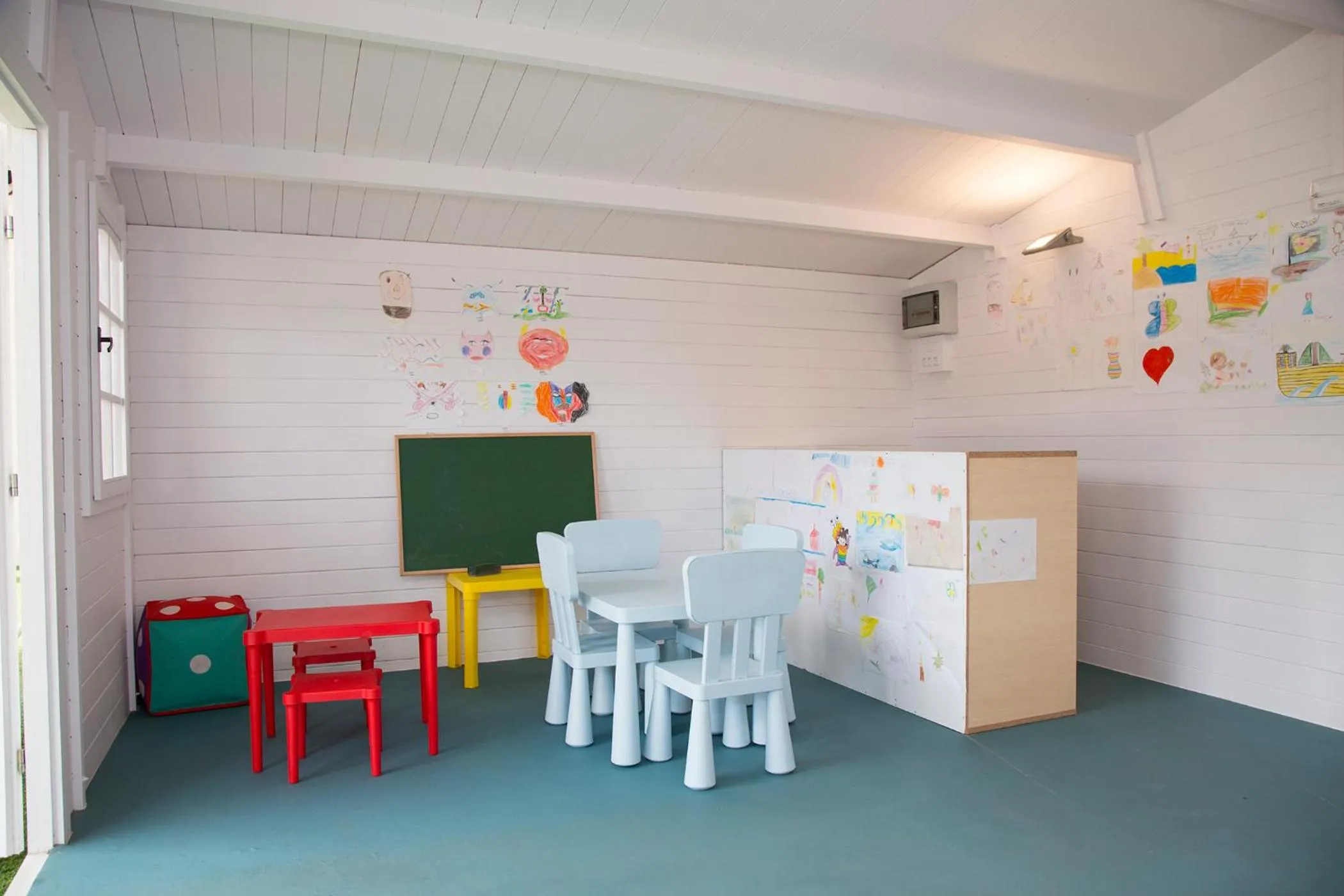 Kids's club in Hotel - Bungalows Don Juan Tossa