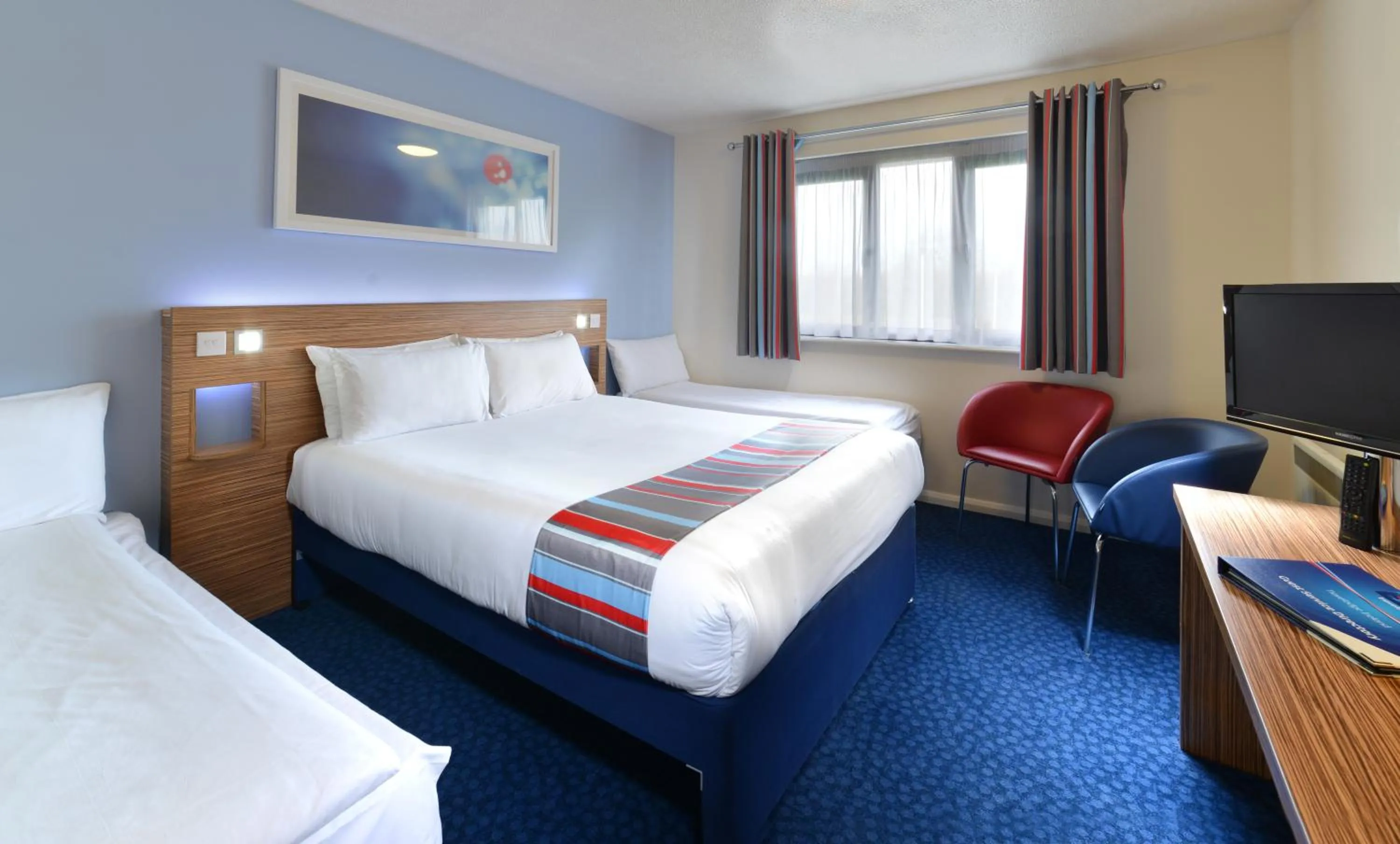Bedroom, Bed in Travelodge Limerick Castletroy