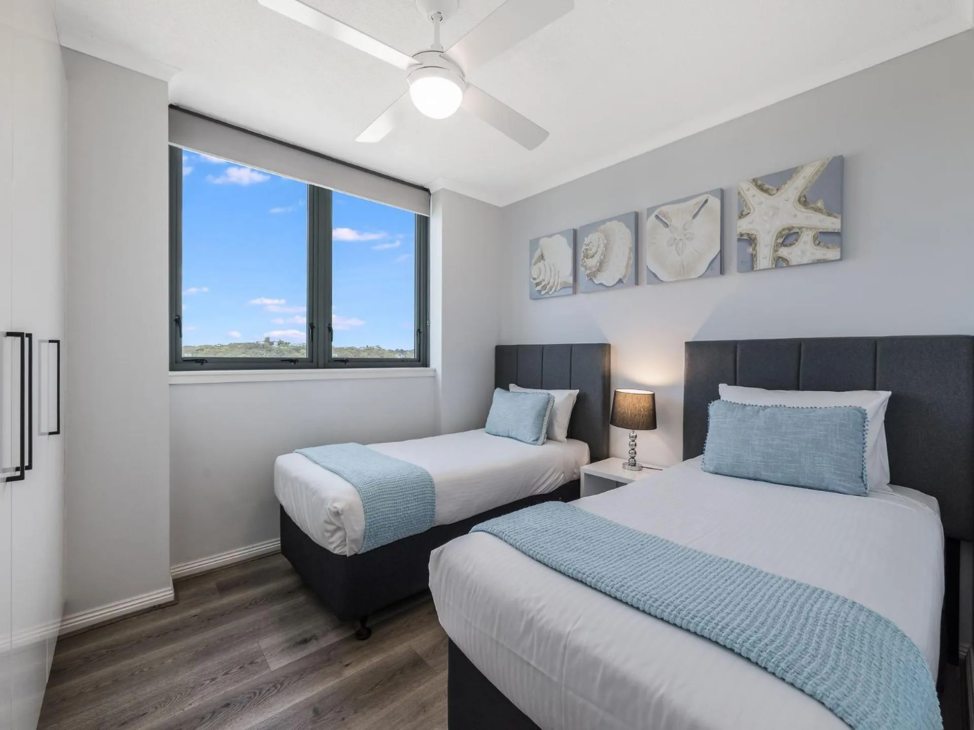 Bedroom, Bed in Meridian Alex Beach Apartments