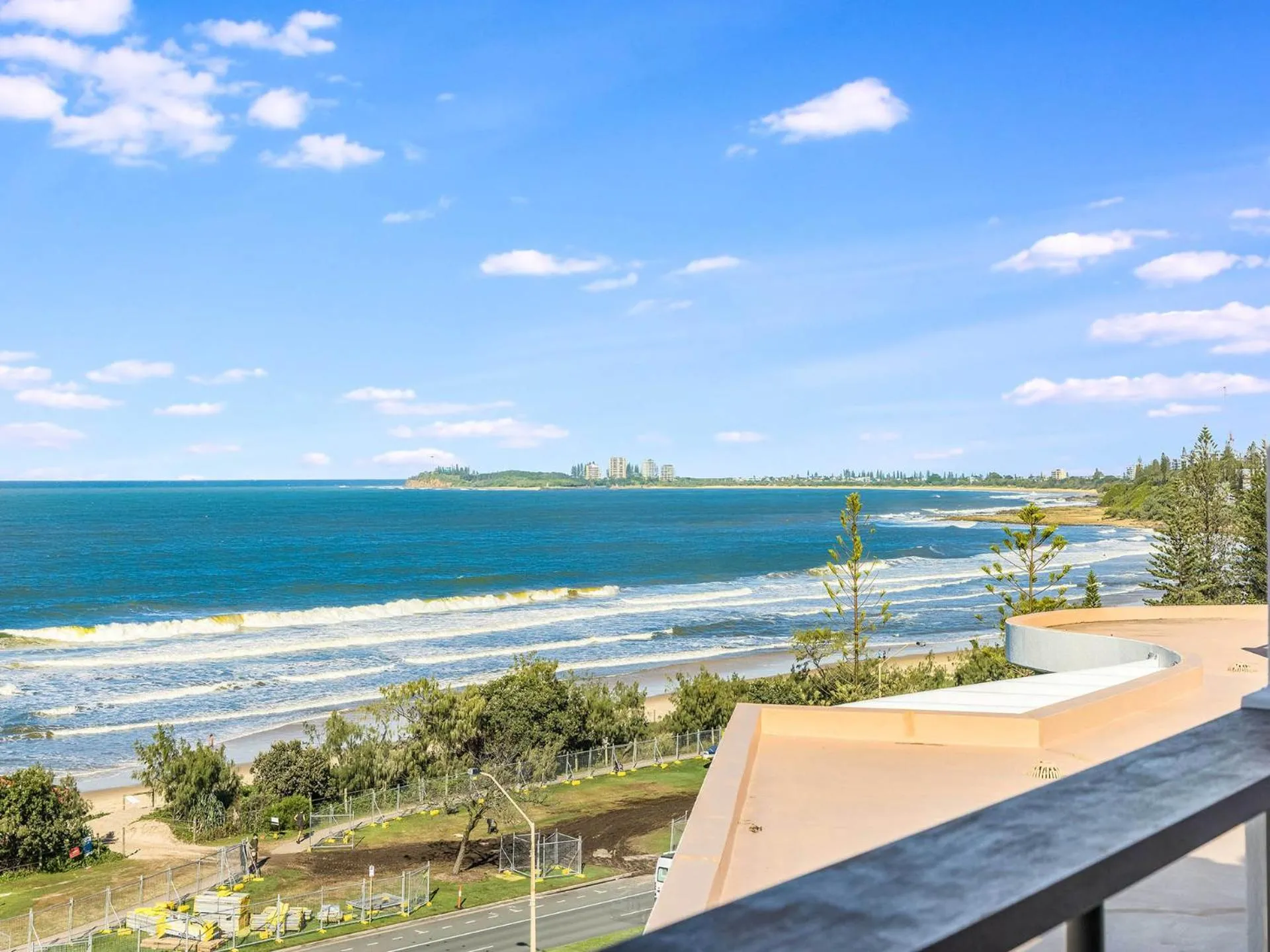 Beach in Meridian Alex Beach Apartments