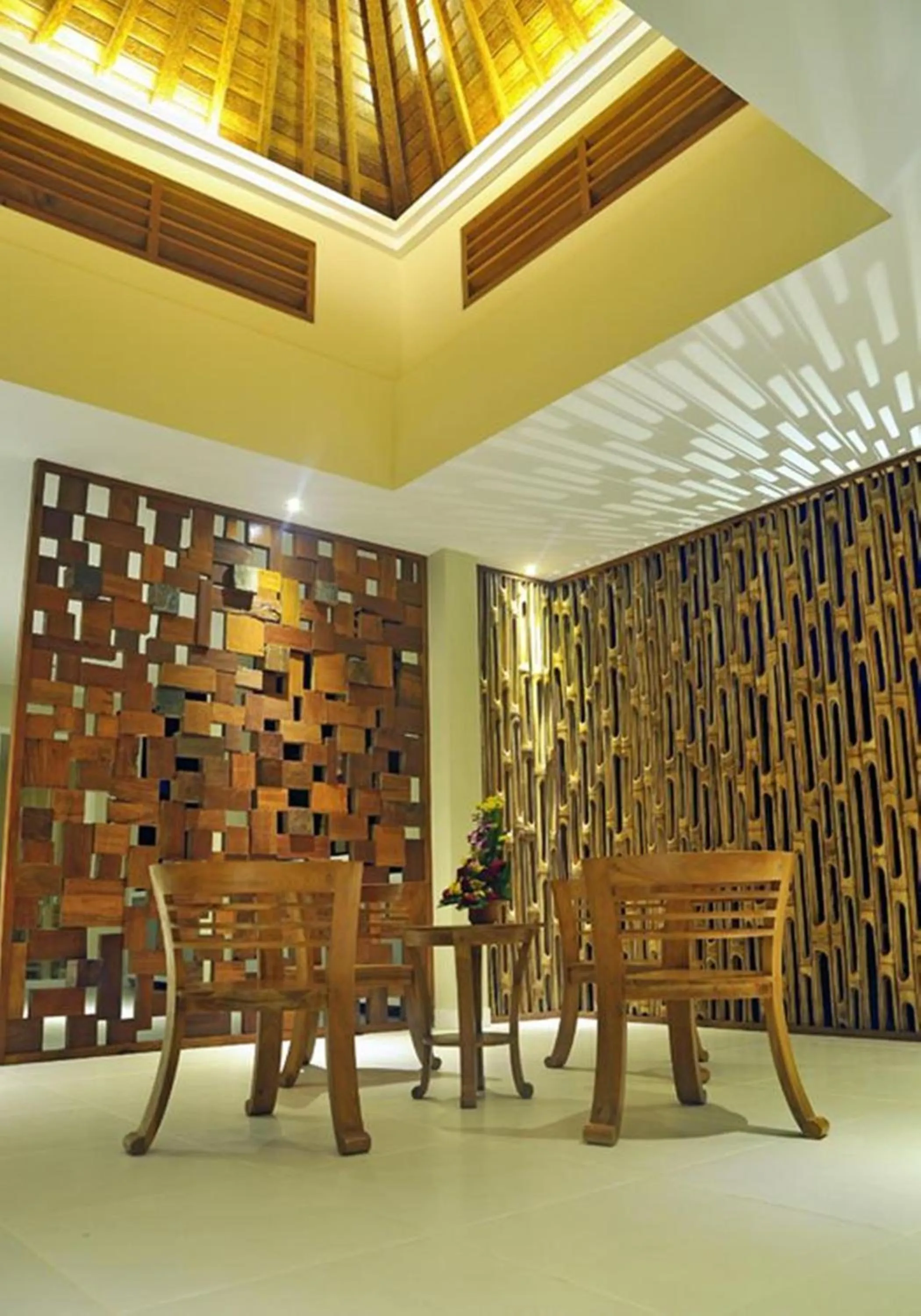 Decorative detail in Oxy House Bali