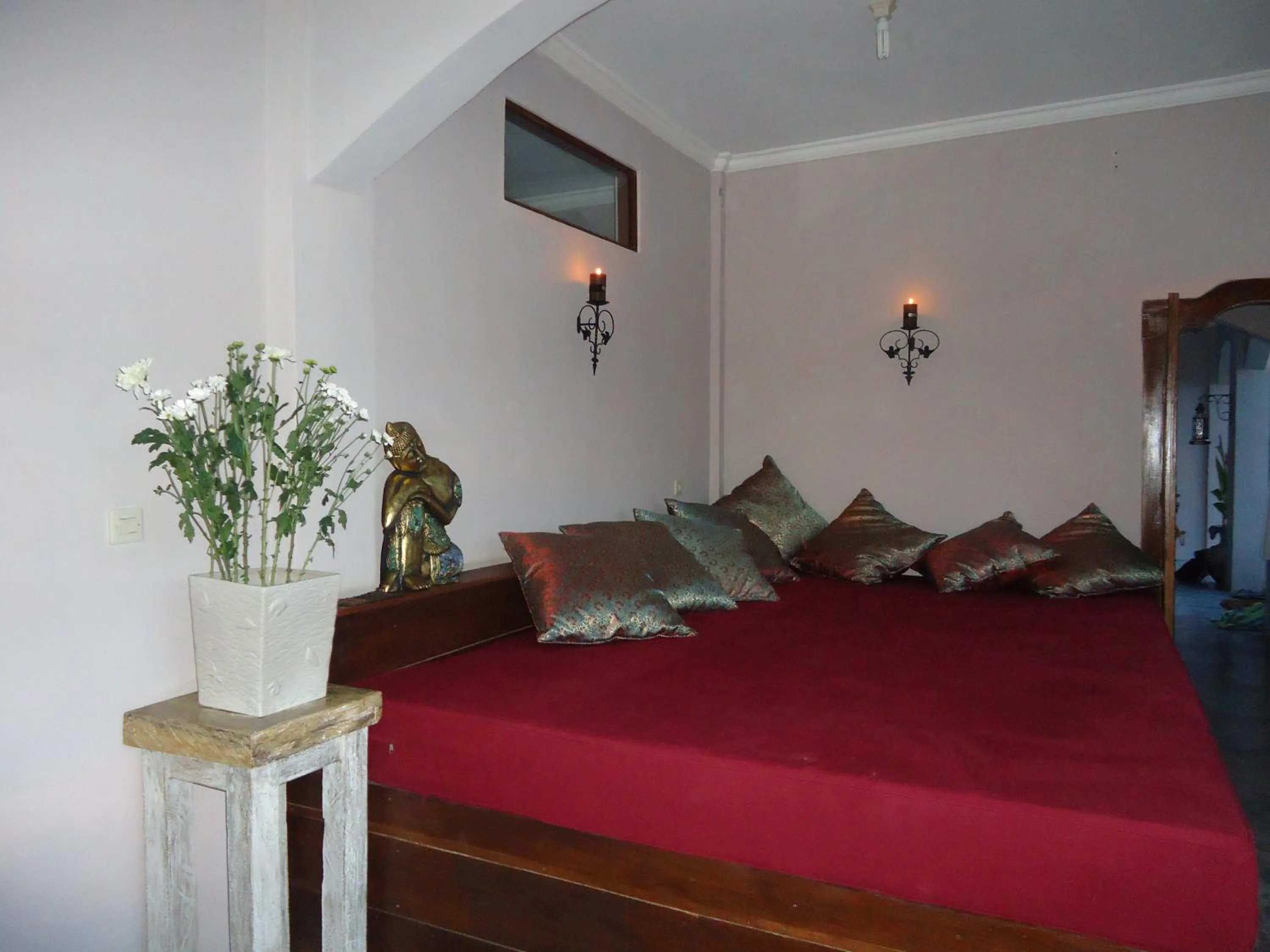 Bed in Baliku Dive Resort