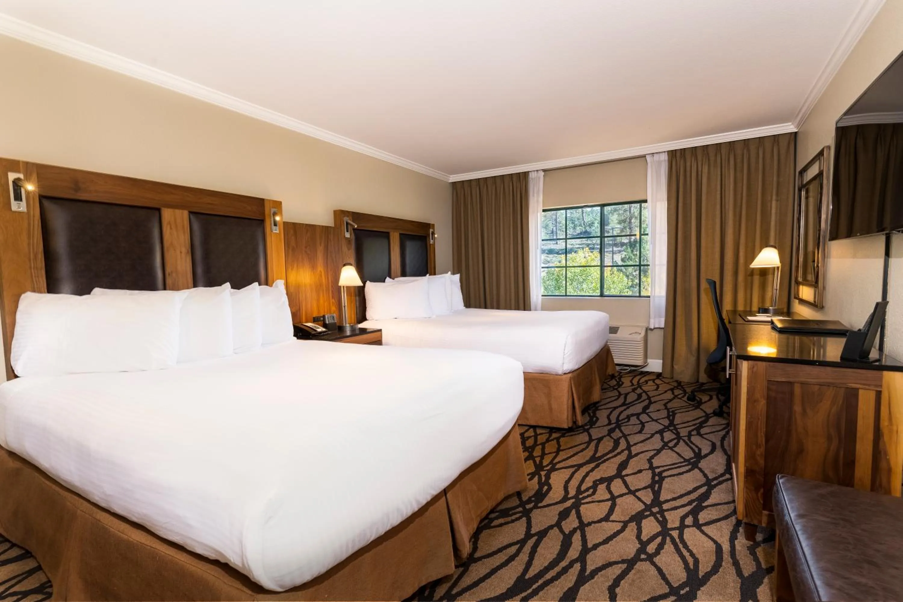 Bed in The Grand Hotel at the Grand Canyon