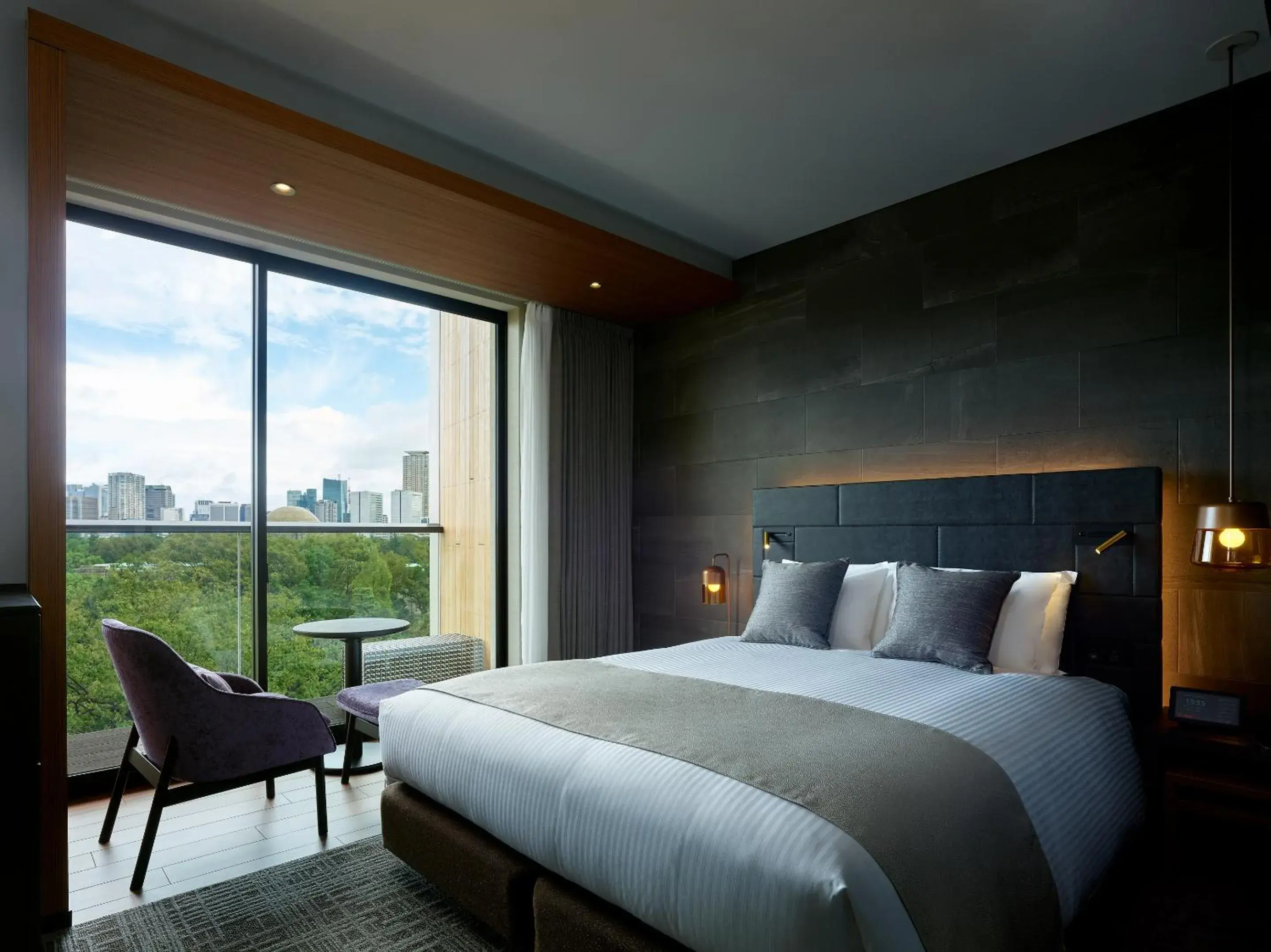 Standard Queen Room with Balcony in Mitsui Garden Hotel Jingugaien Tokyo Premier Standard Queen Room with Balcony in Mitsui Garden Hotel Jingugaien Tokyo Premier