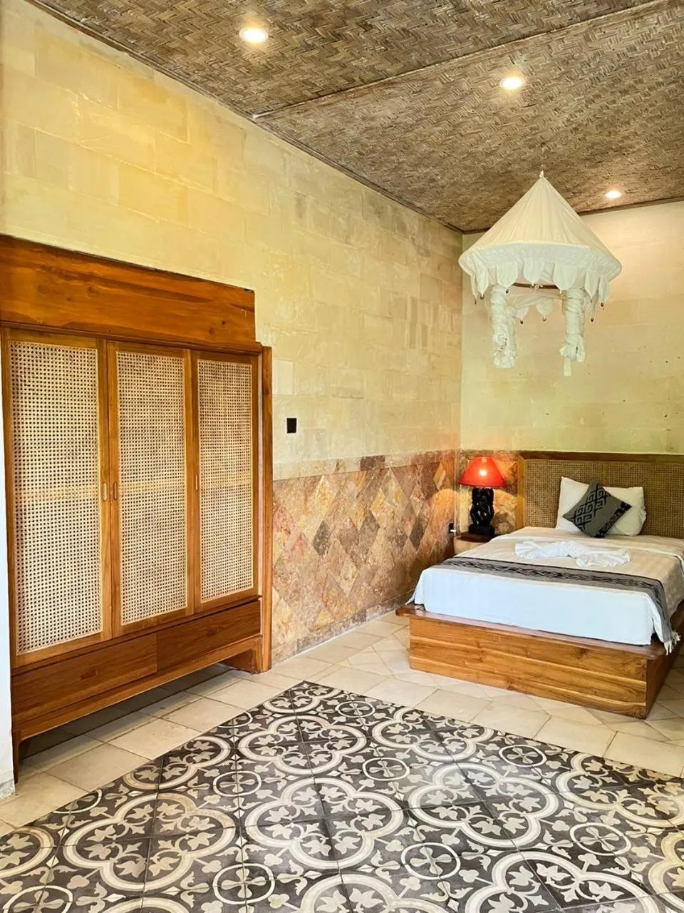 Bed in Abian Ayu Villa