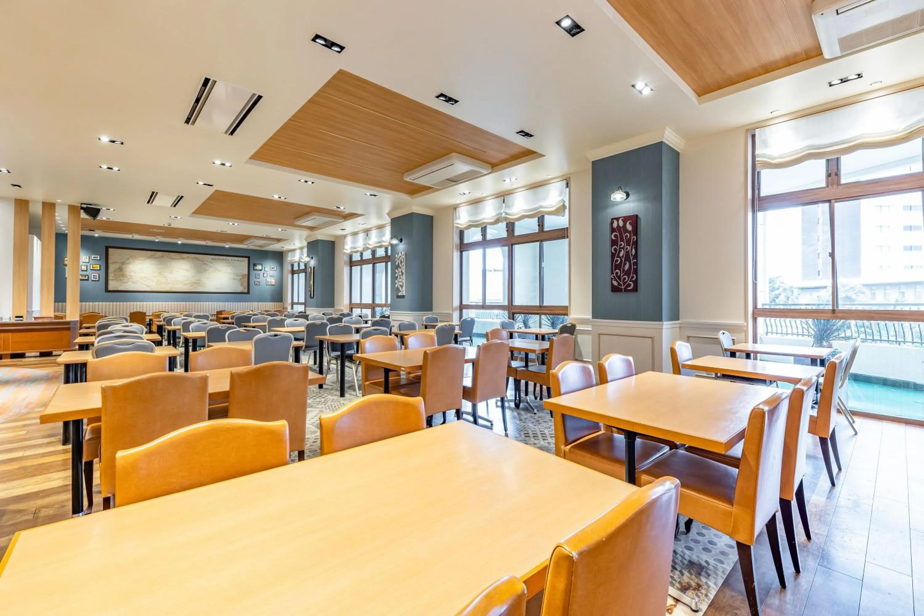 Restaurant/places to eat in Spa Resort Hawaiians Hotel Hawaiians