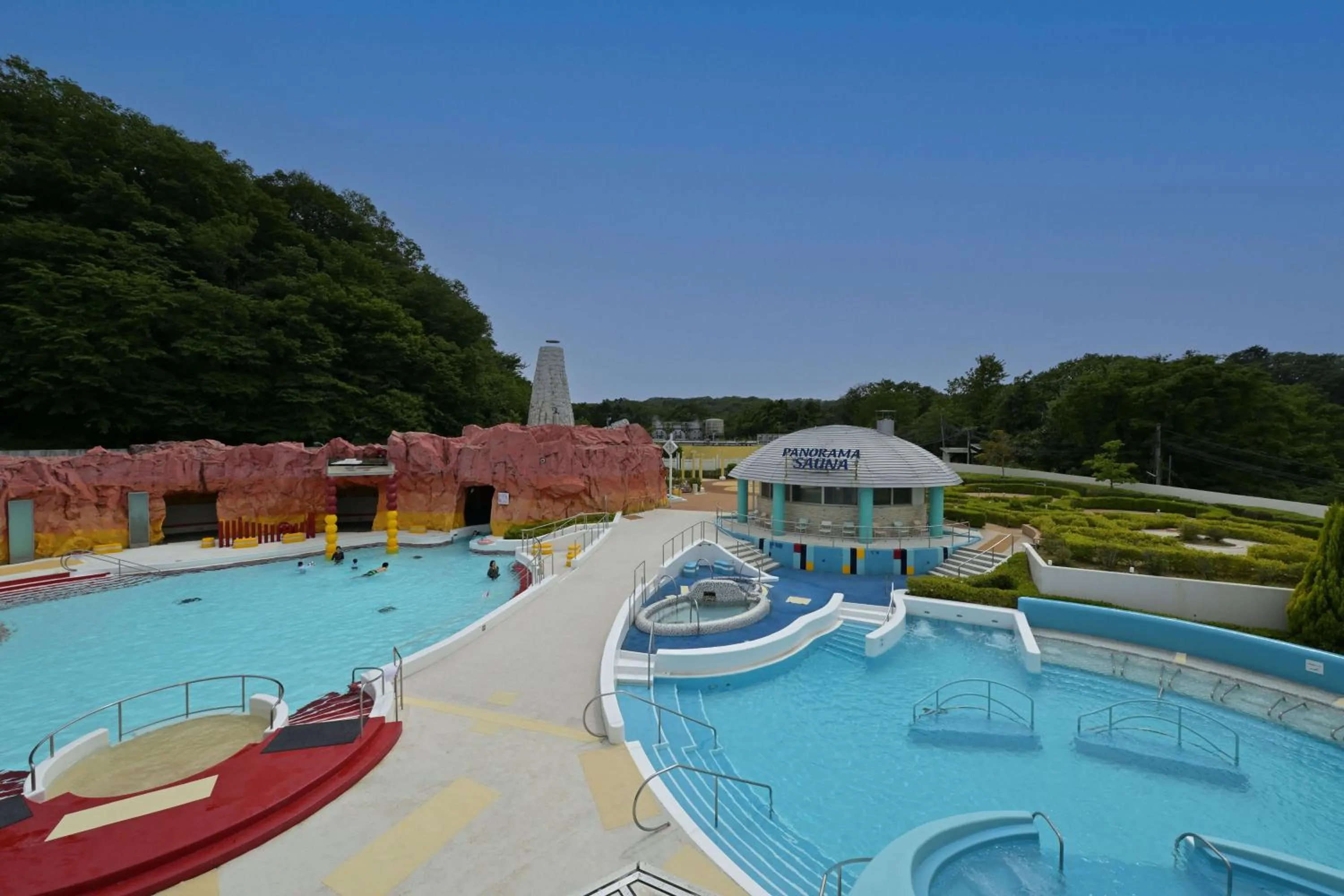 Swimming pool in Spa Resort Hawaiians Hotel Hawaiians