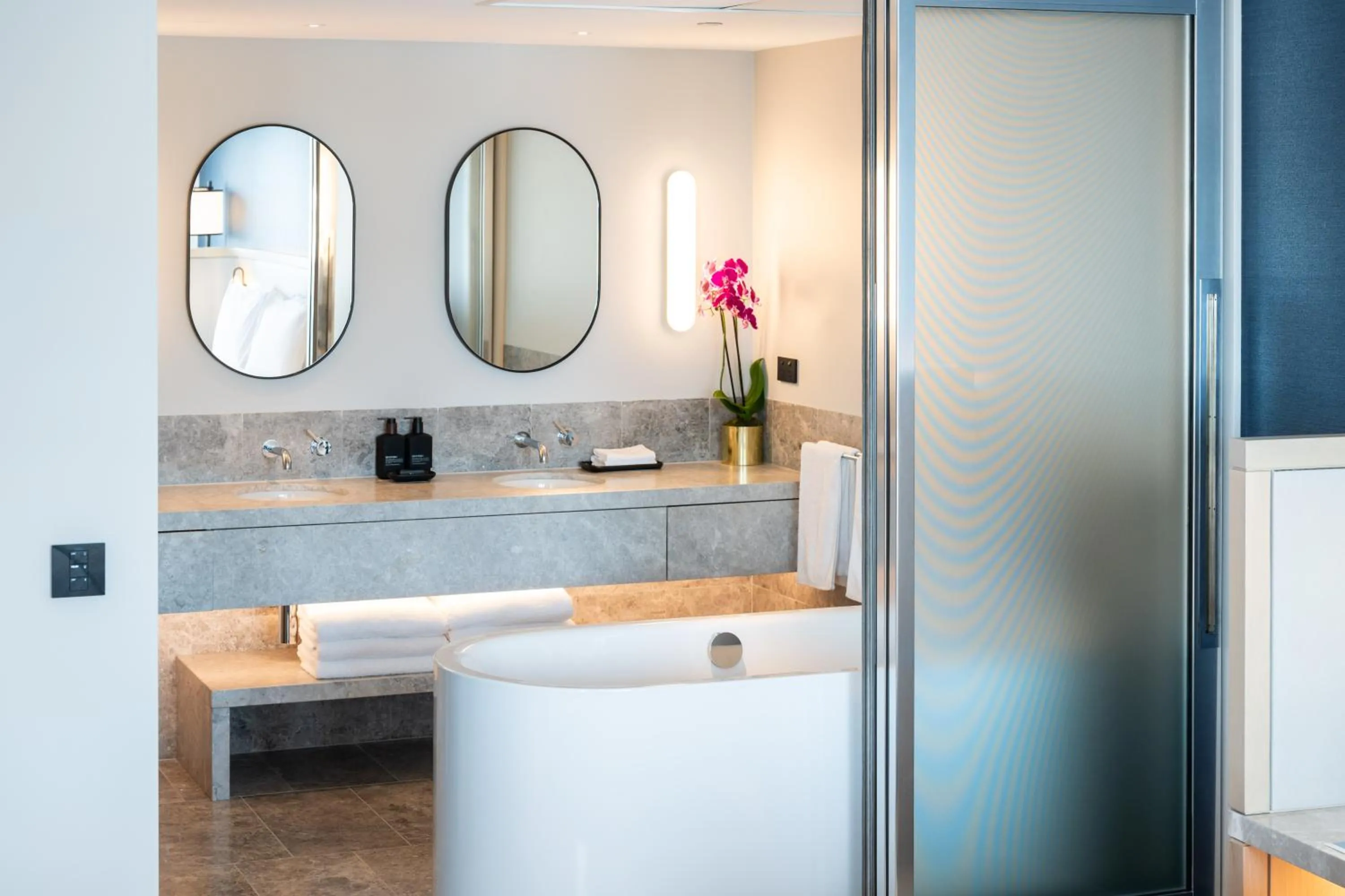 Bathroom in Hyatt Regency Sydney