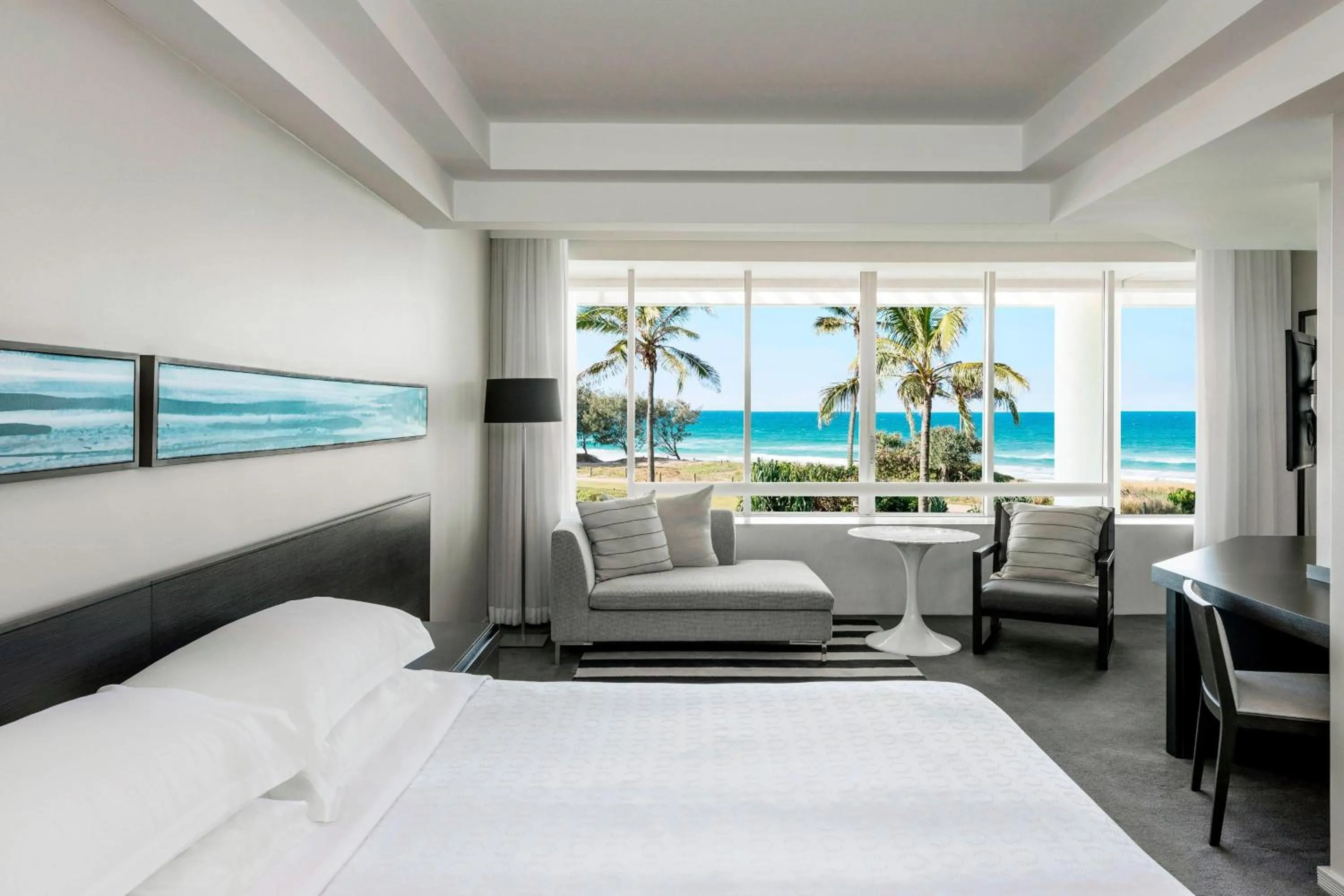 Photo of the whole room, Bed in Sheraton Grand Mirage Resort Gold Coast