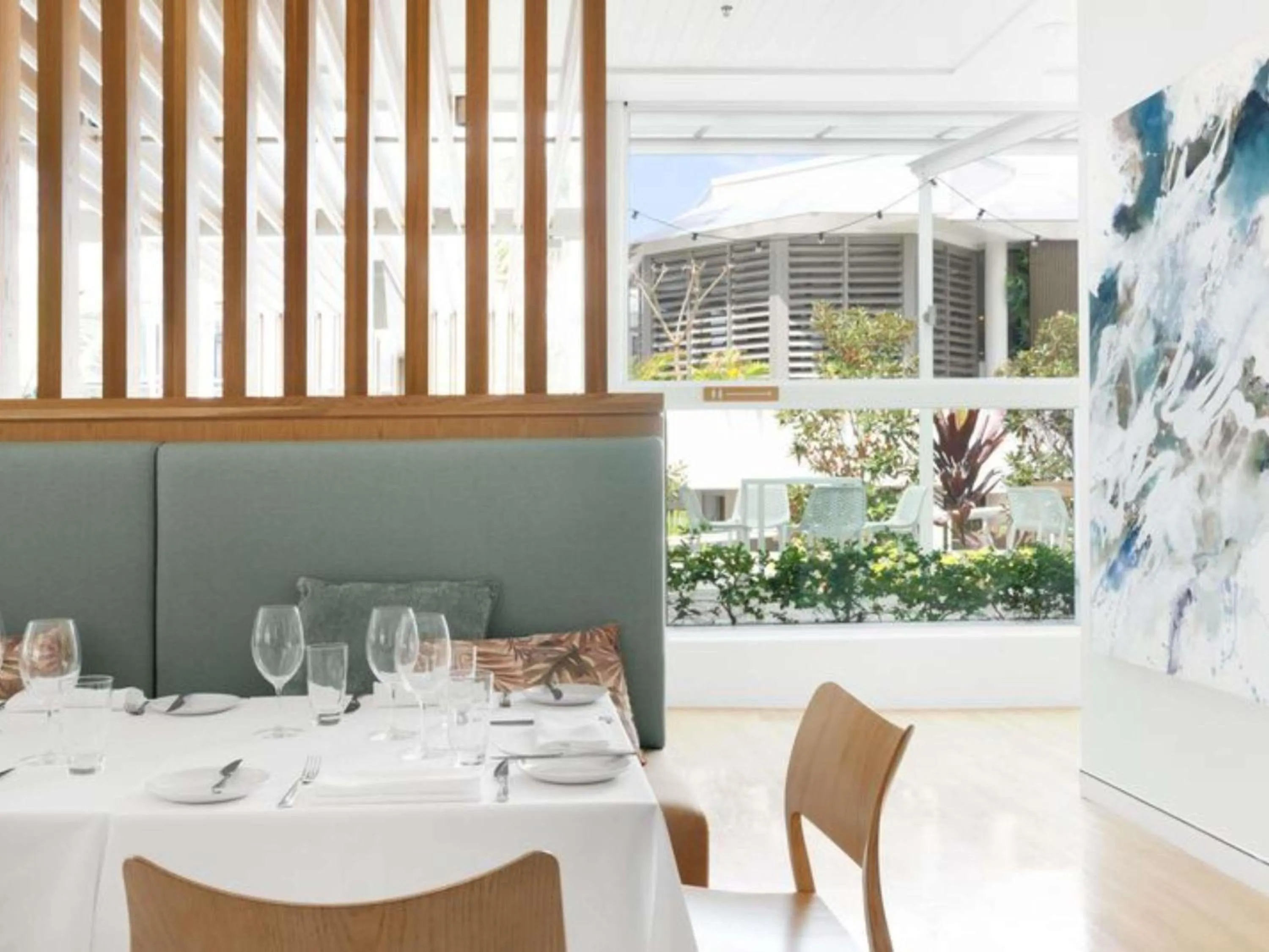 Restaurant/places to eat in Sofitel Noosa Pacific Resort