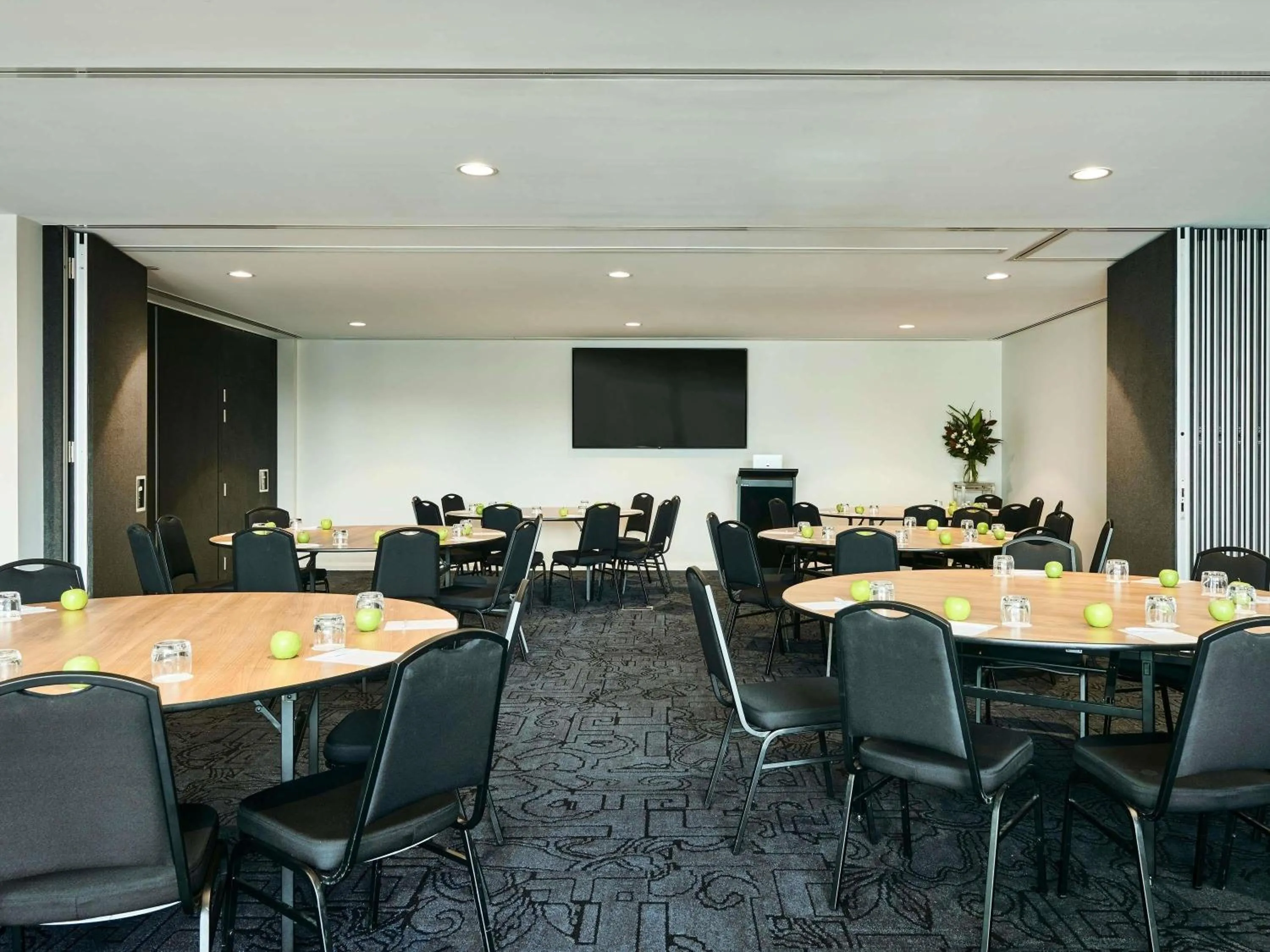 Meeting/conference room in Novotel Geelong