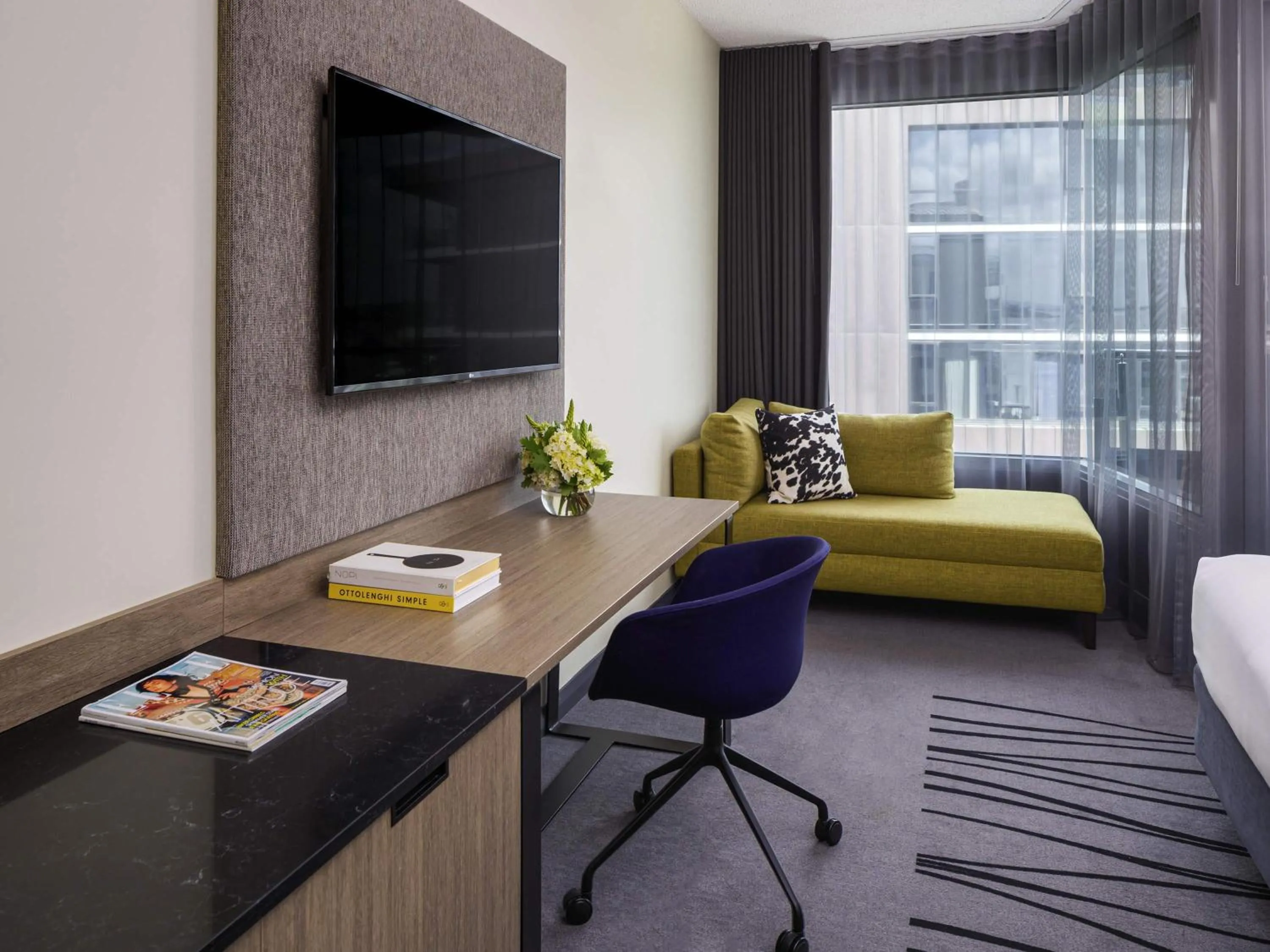 Bedroom in Novotel Geelong