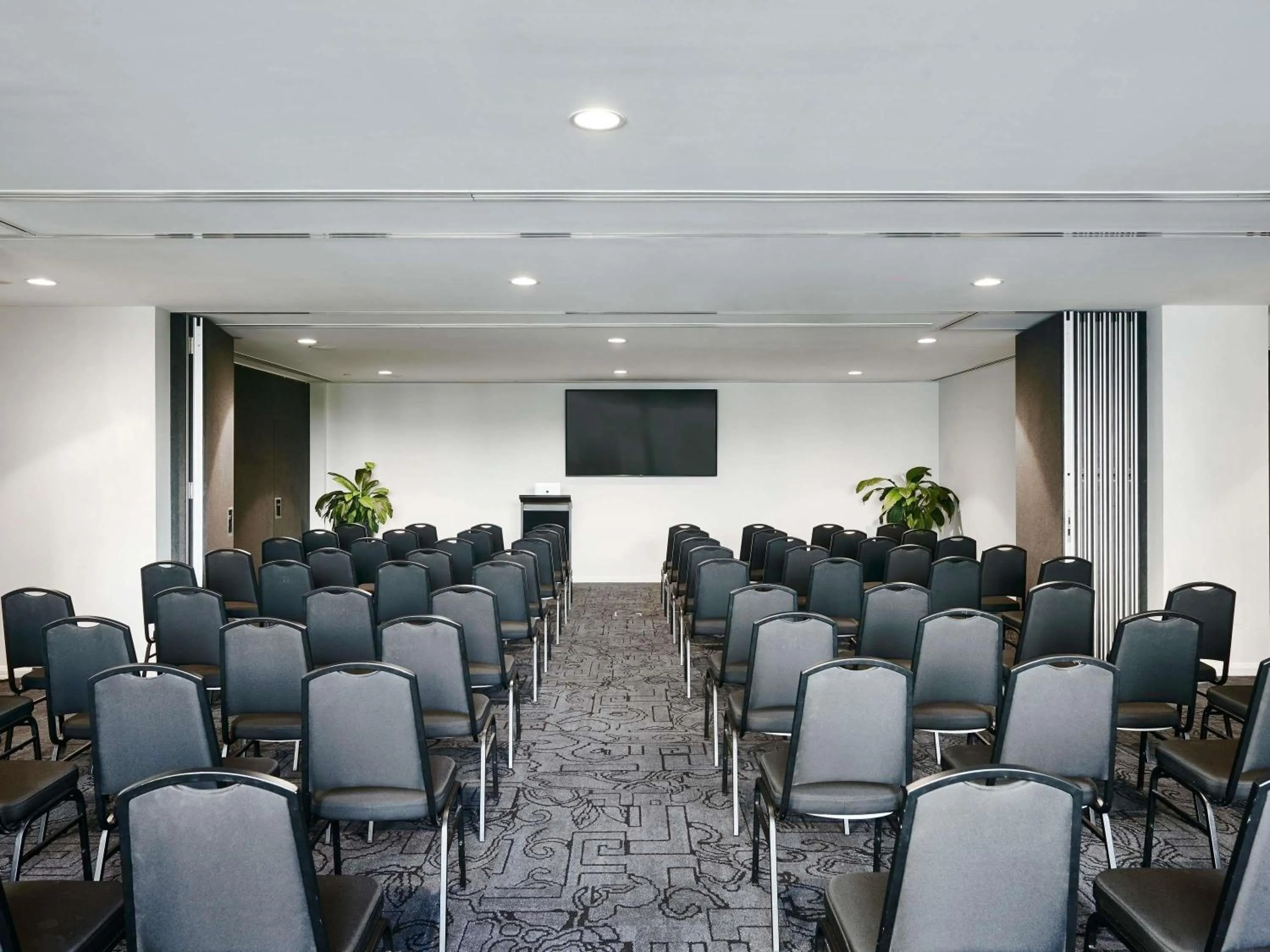 Meeting/conference room in Novotel Geelong